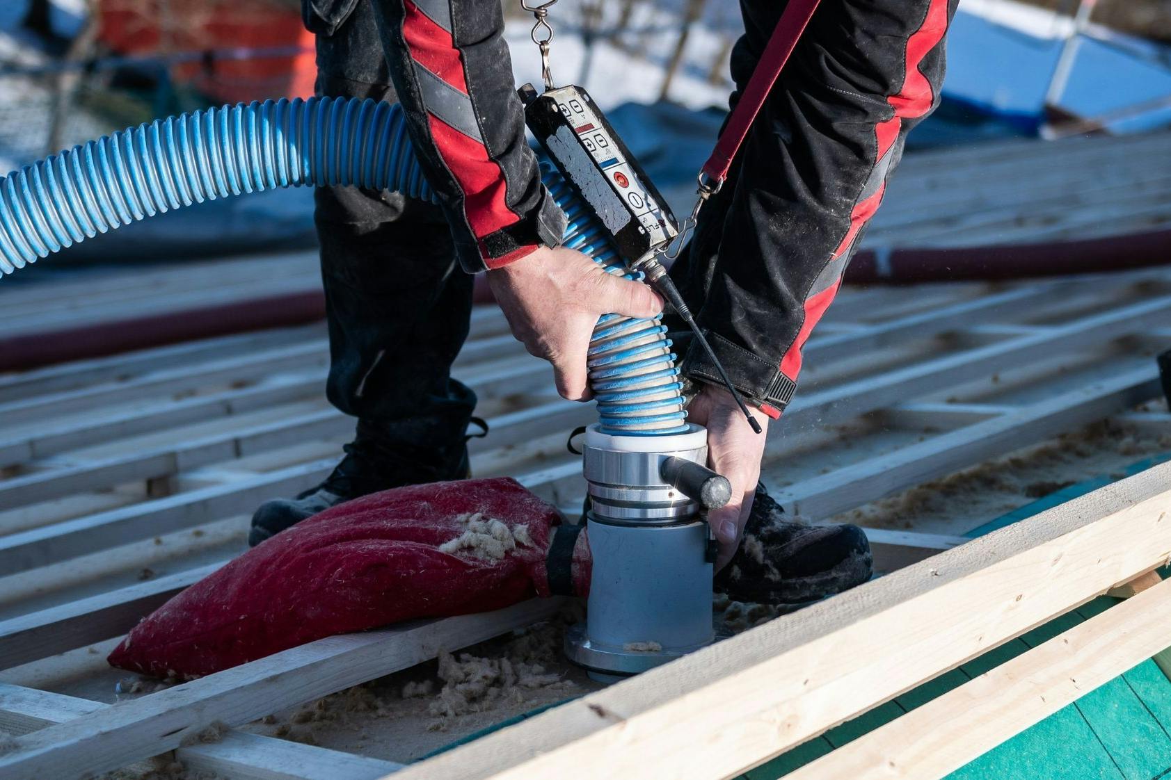 Bestandsgebäude in Deutschland klimaneutral zu machen, wird teuer – außerdem fehlen Fachkräfte.