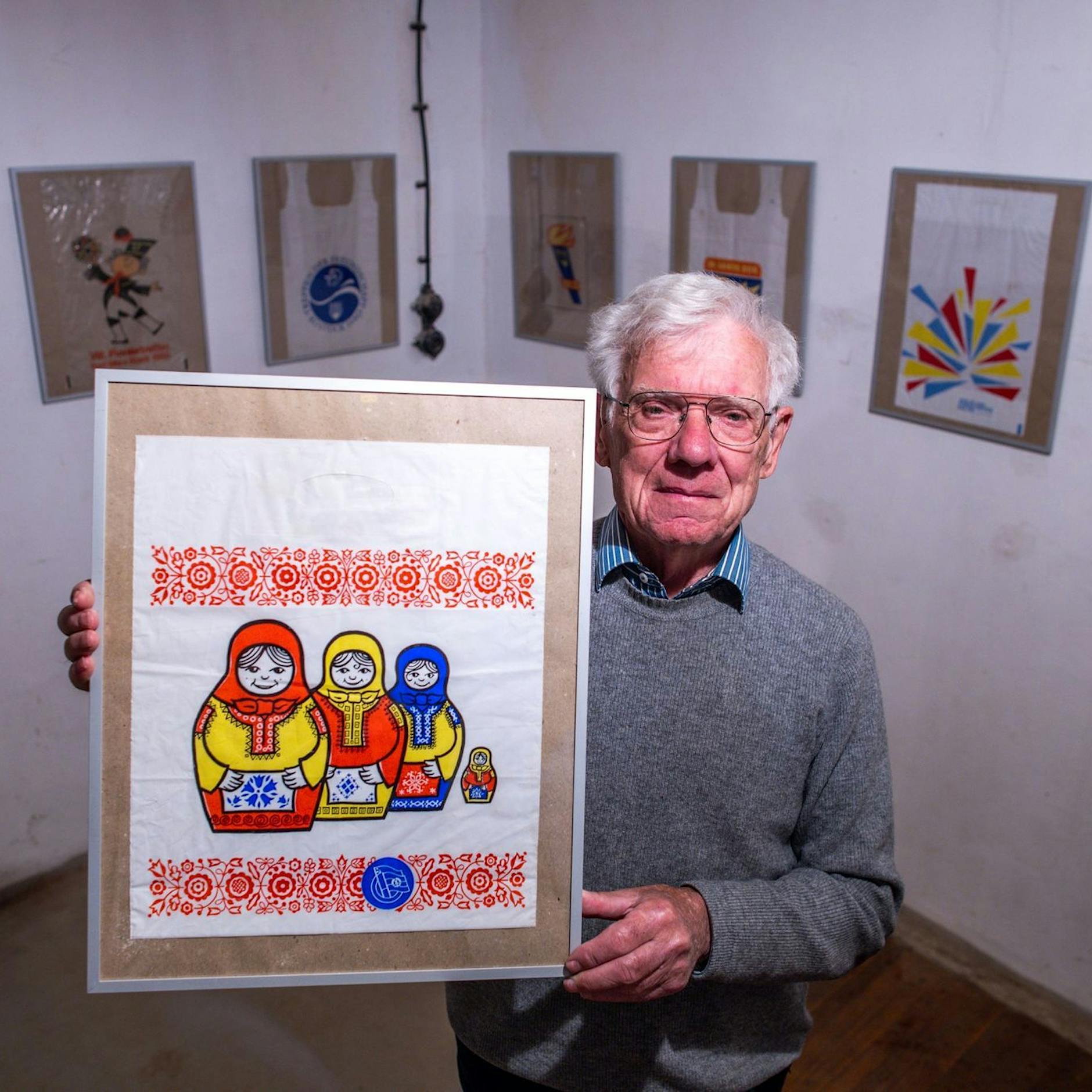 Wo Plaste-Tüten aus der DDR zu Kunstwerken werden