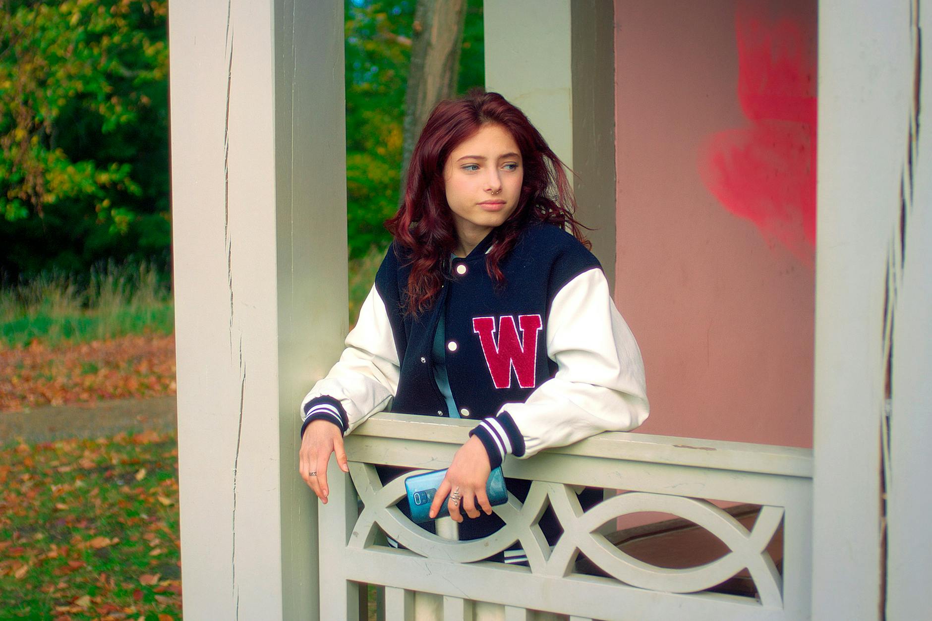 Maria Lanz spielt bei „Tierärztin Dr. Mertens“ die Rolle der Laura.