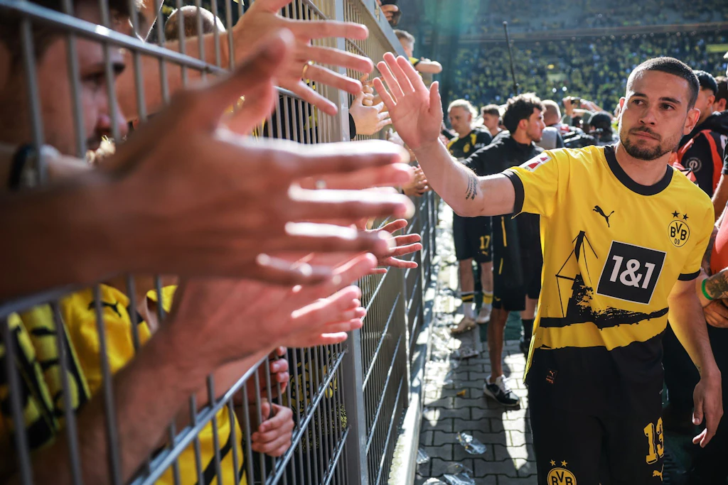 BVB-Profi Guerreiro Kandidat bei Bayern - Pavard will weg