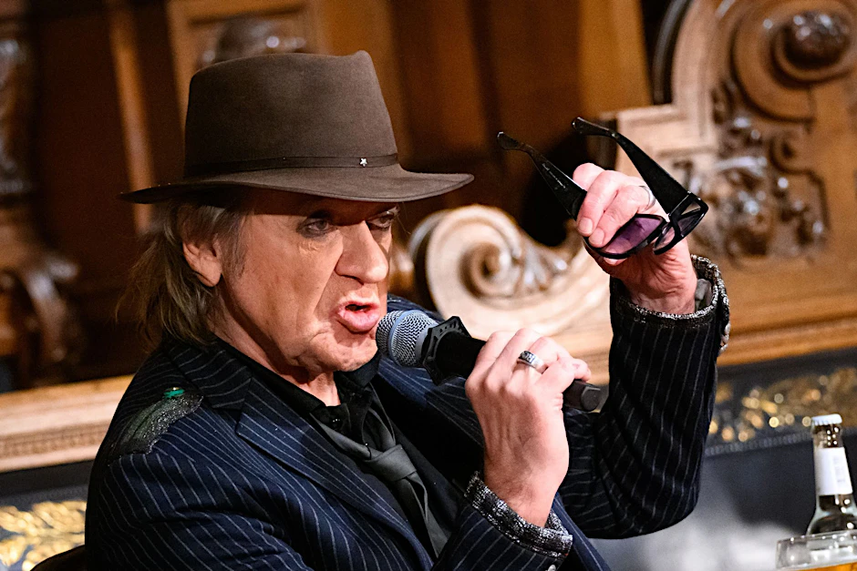 dpatopbilder - Rocksänger Udo Lindenberg ist erkrankt.  