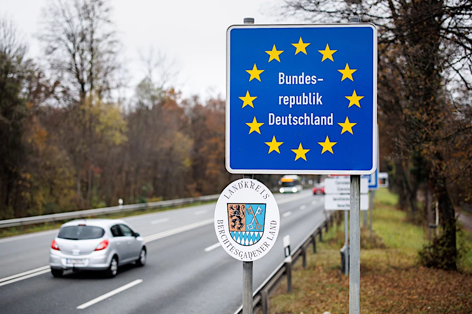 ARCHIV - 2022 wurden deutlich mehr Menschen an der deutschen Grenze zurückgewiesen worden als in Vorjahren.  