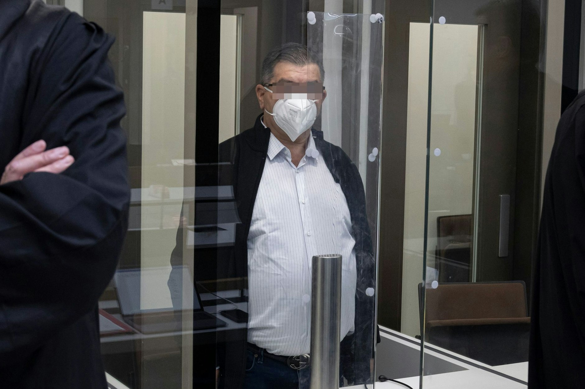 Der 53-jährige Ismet H. wurde ebenfalls zu lebenslanger Haft verurteilt, obwohl er nicht geschossen hatte. Er sei aber für die Eskalation der tödlichen Familienfehde verantwortlich.