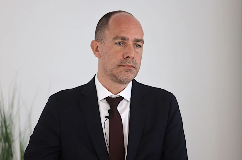 ARCHIV - Christian Hoffmann ist Präsident des Bundesamts für Logistik und Mobilität und will für mehr Sicherheit sorgen.  