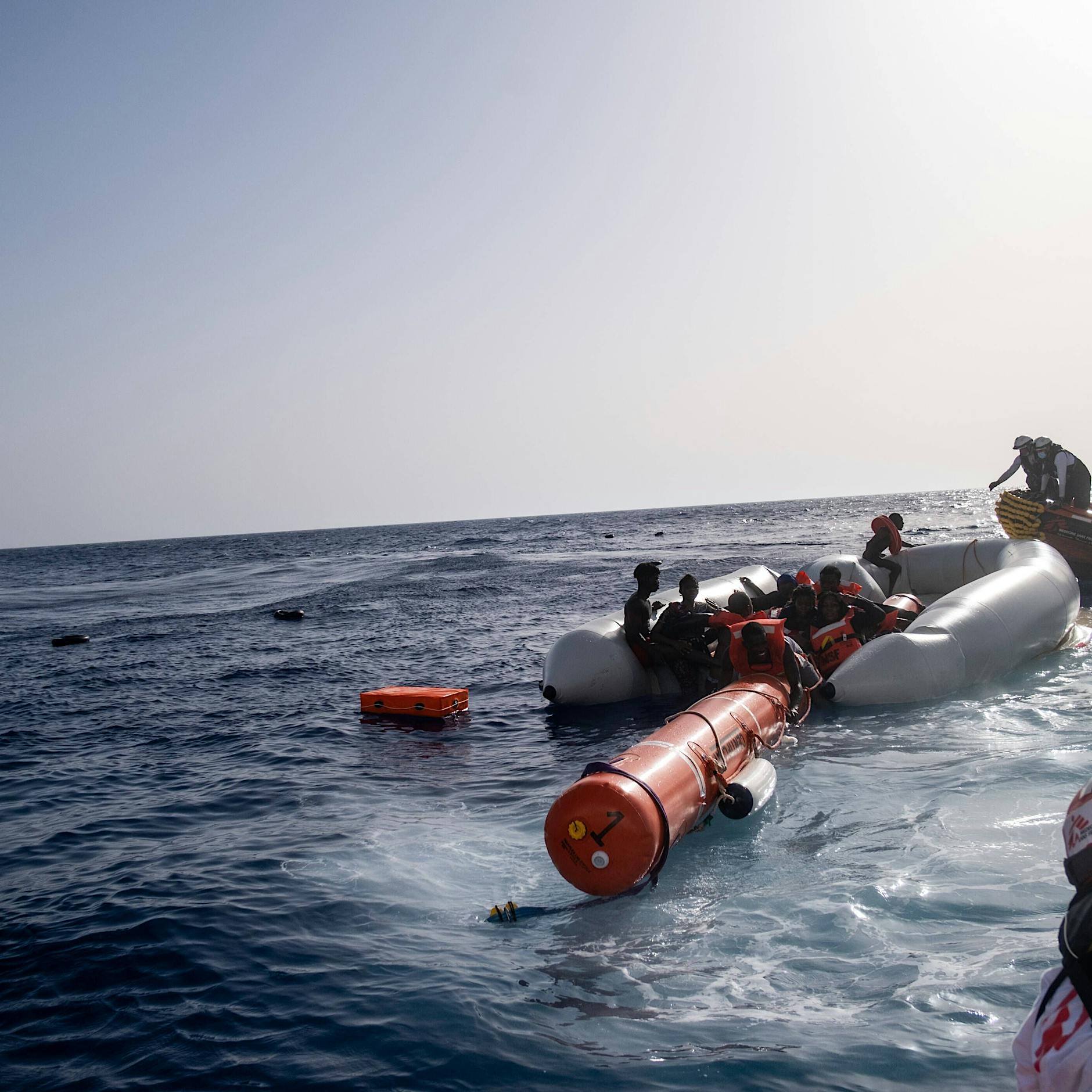 Flüchtlinge auf dem Mittelmeer: Jetzt spricht der Mann hinter dem viralen Video