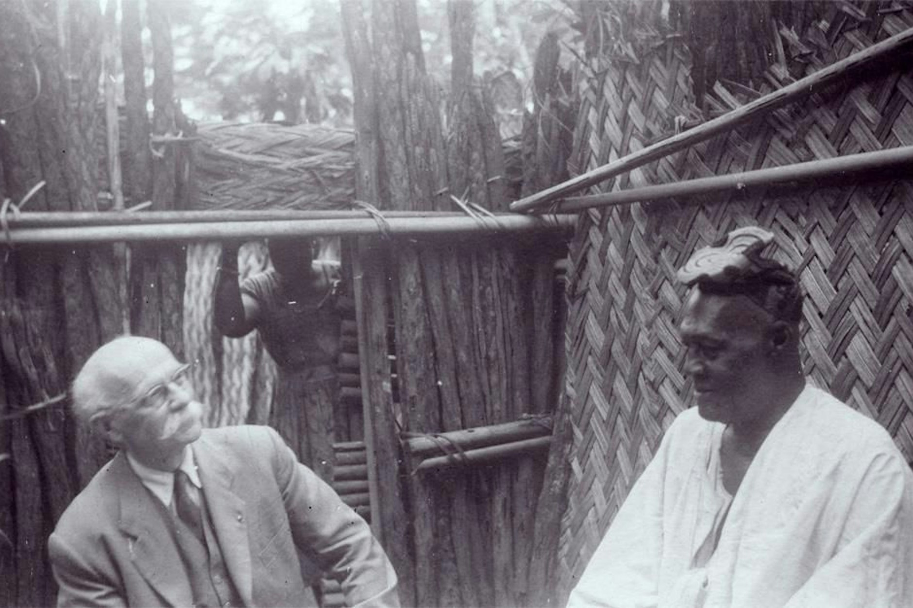 Aus deutscher Kolonie in deutsche Museen Beute, Tausch, Geschenk?