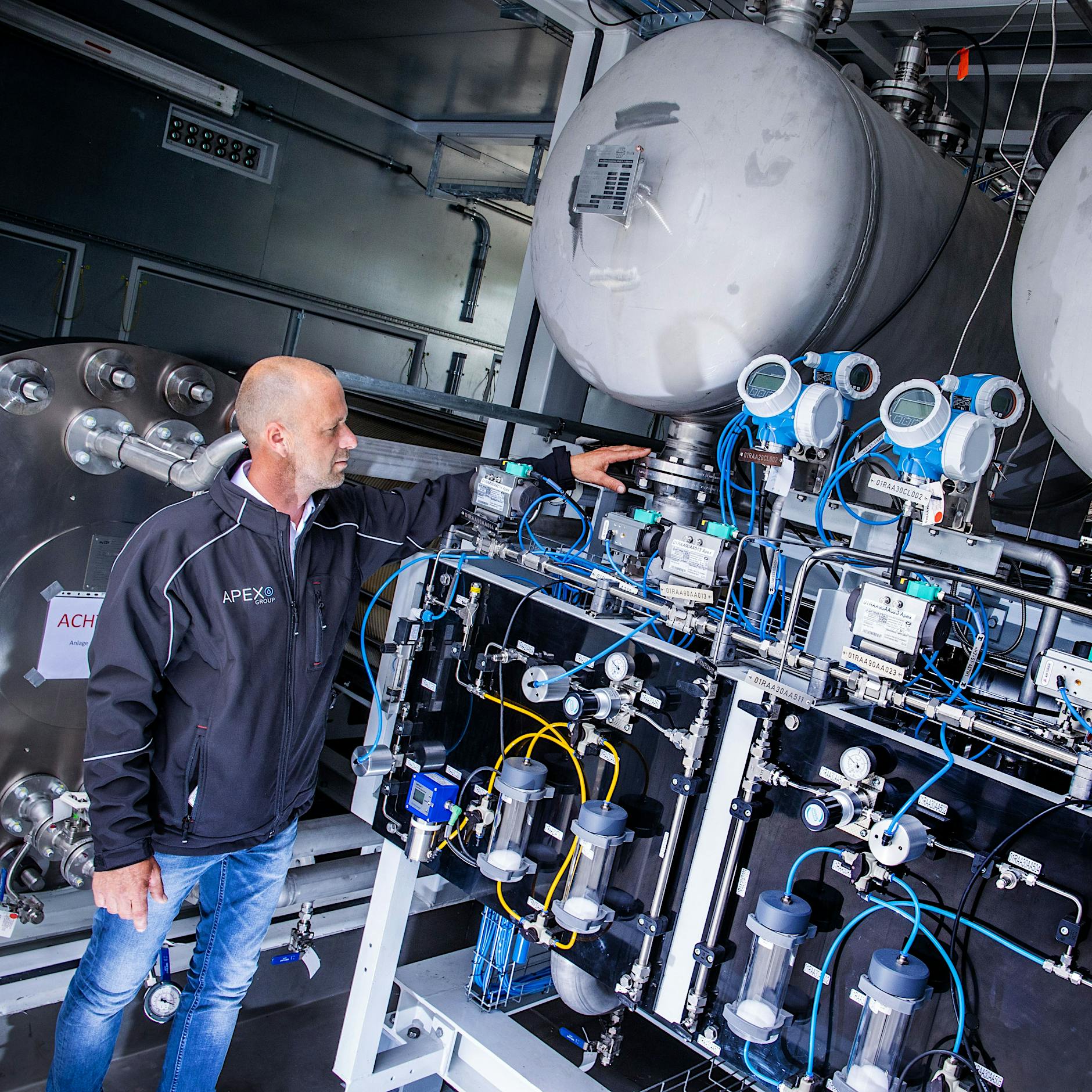 Wasserstoff selbst erzeugen: Der erste Elektrolyse-Rechner zeigt, was es dafür braucht