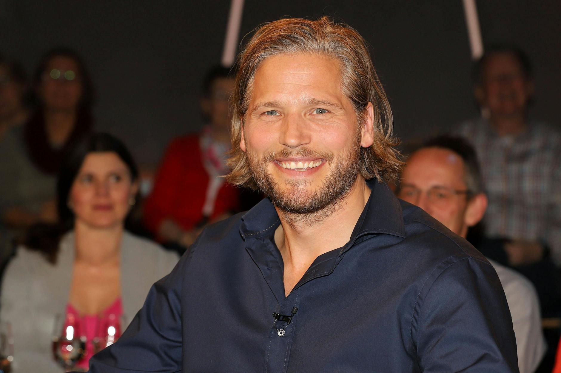 So kennen ihn seine Fans heute: Sebastian Ströbel aus „Die Bergretter“.