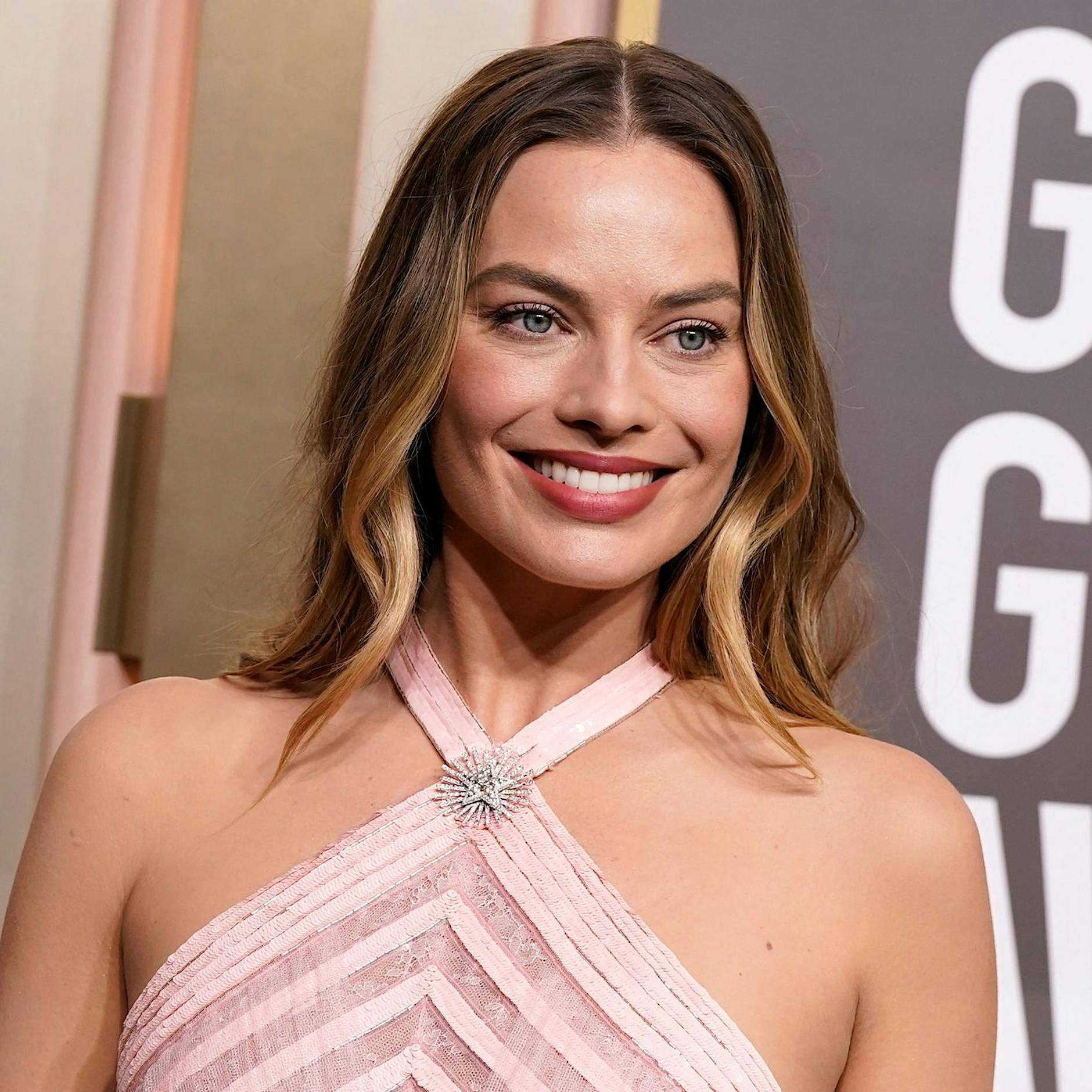 Margot Robbie als „Barbie“ in der „echten Welt“ unterwegs