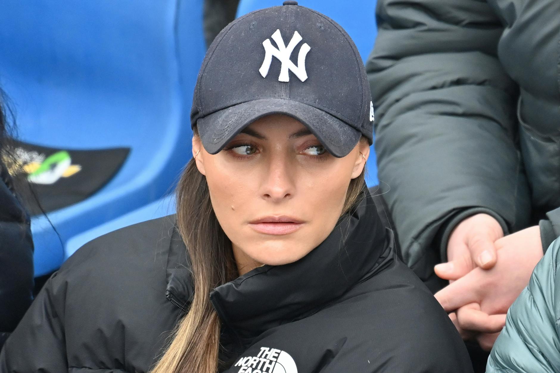 Bestens im Bilde: Moderatorin und Lindemann-Ex Sophia Thomalla.