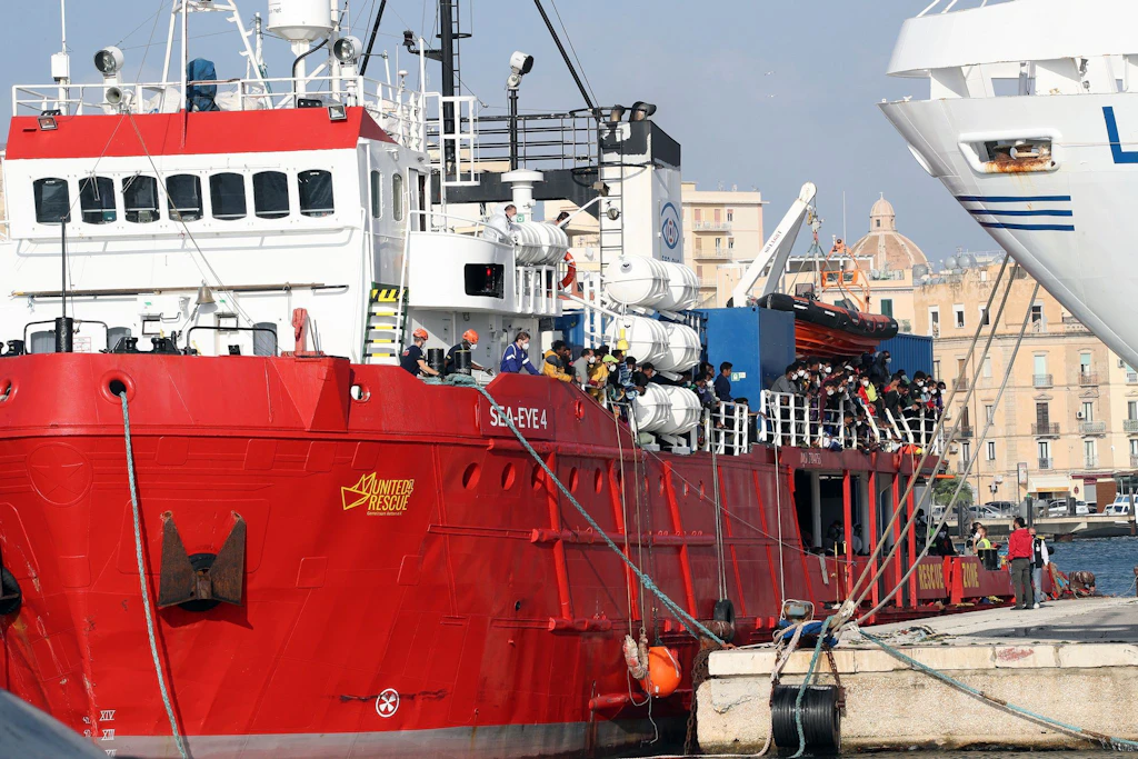 Sea-Eye-Schiff festgesetzt: Deutsche Seenotretter bitten Baerbock um Hilfe