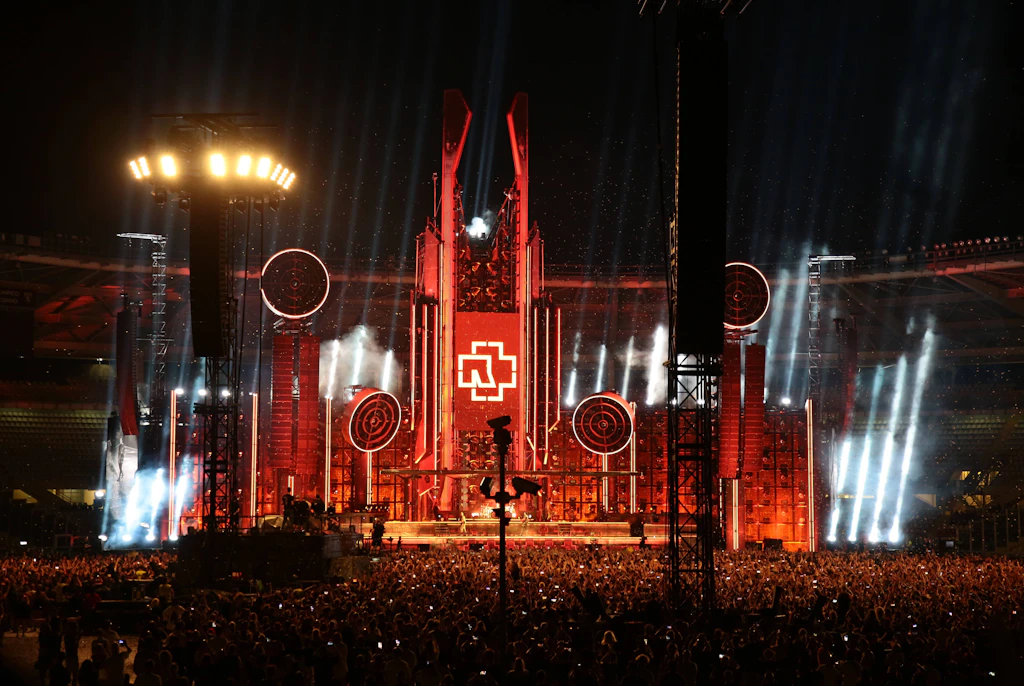 Rammstein-Konzert in Berlin: Grüne wollen „juristische Möglichkeiten prüfen“