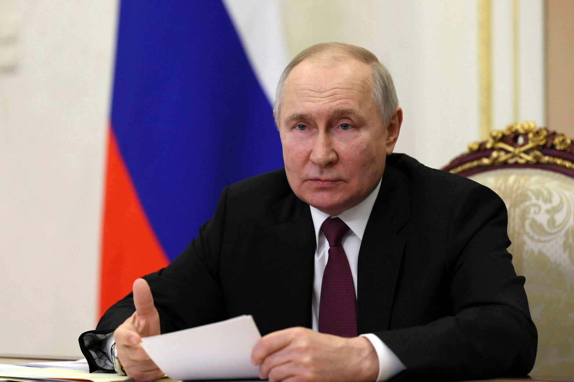 Las emisoras rusas están mostrando la retórica falsa de Putin