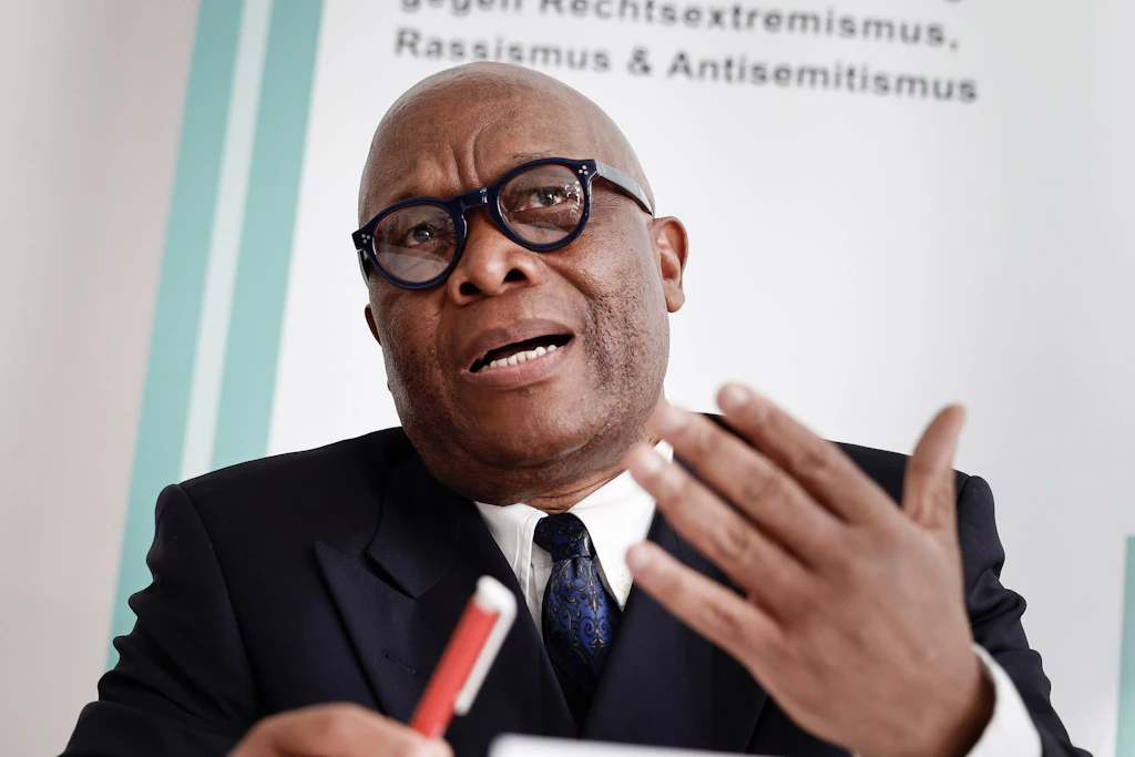 Ist Medard Mutombo erstickt? Ermittlungen gegen Polizeibeamte eingestellt