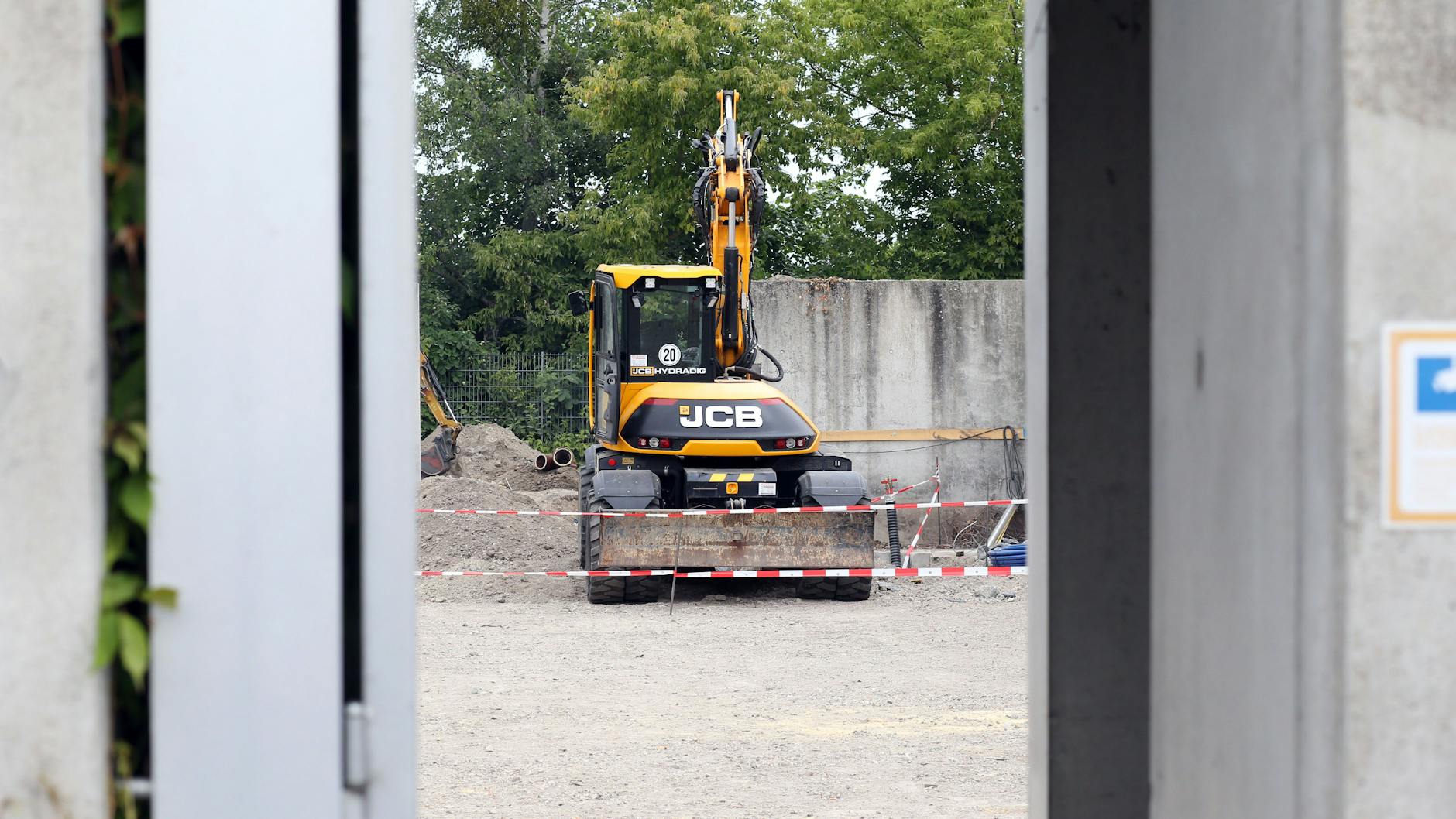Blick auf das Areal, auf dem die kleine Katzenklinik entstehen soll.