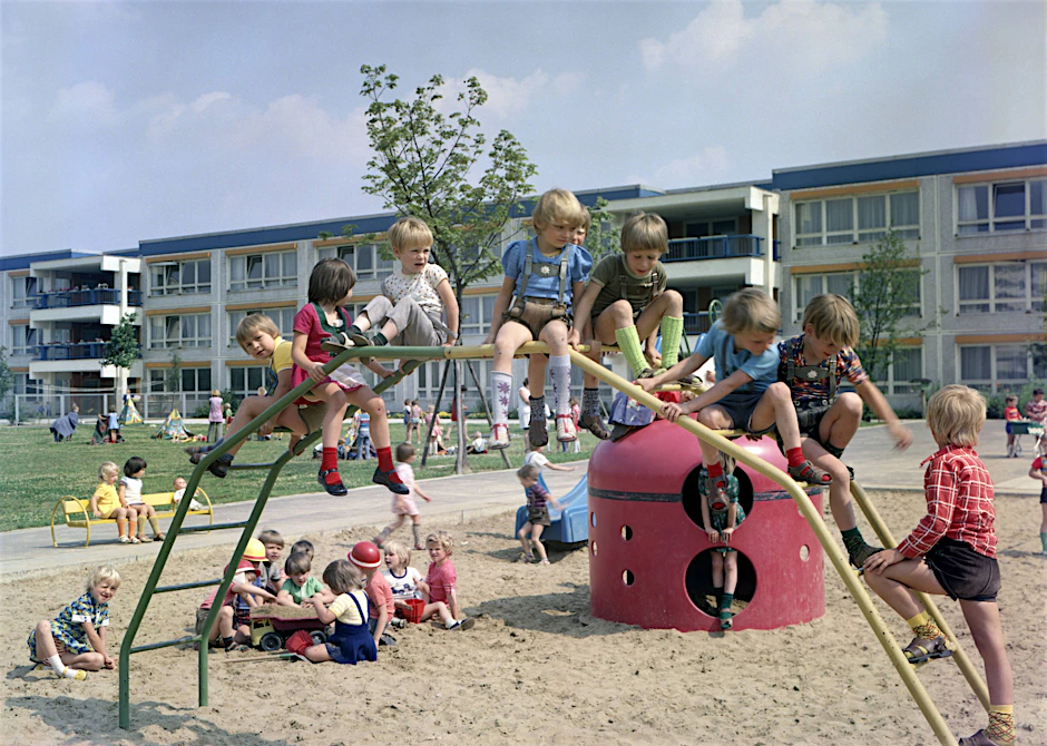 Kinderbetreuung in der DDR. In der Wochenkrippe wurden Babys von Montag bis Freitag abgegeben.