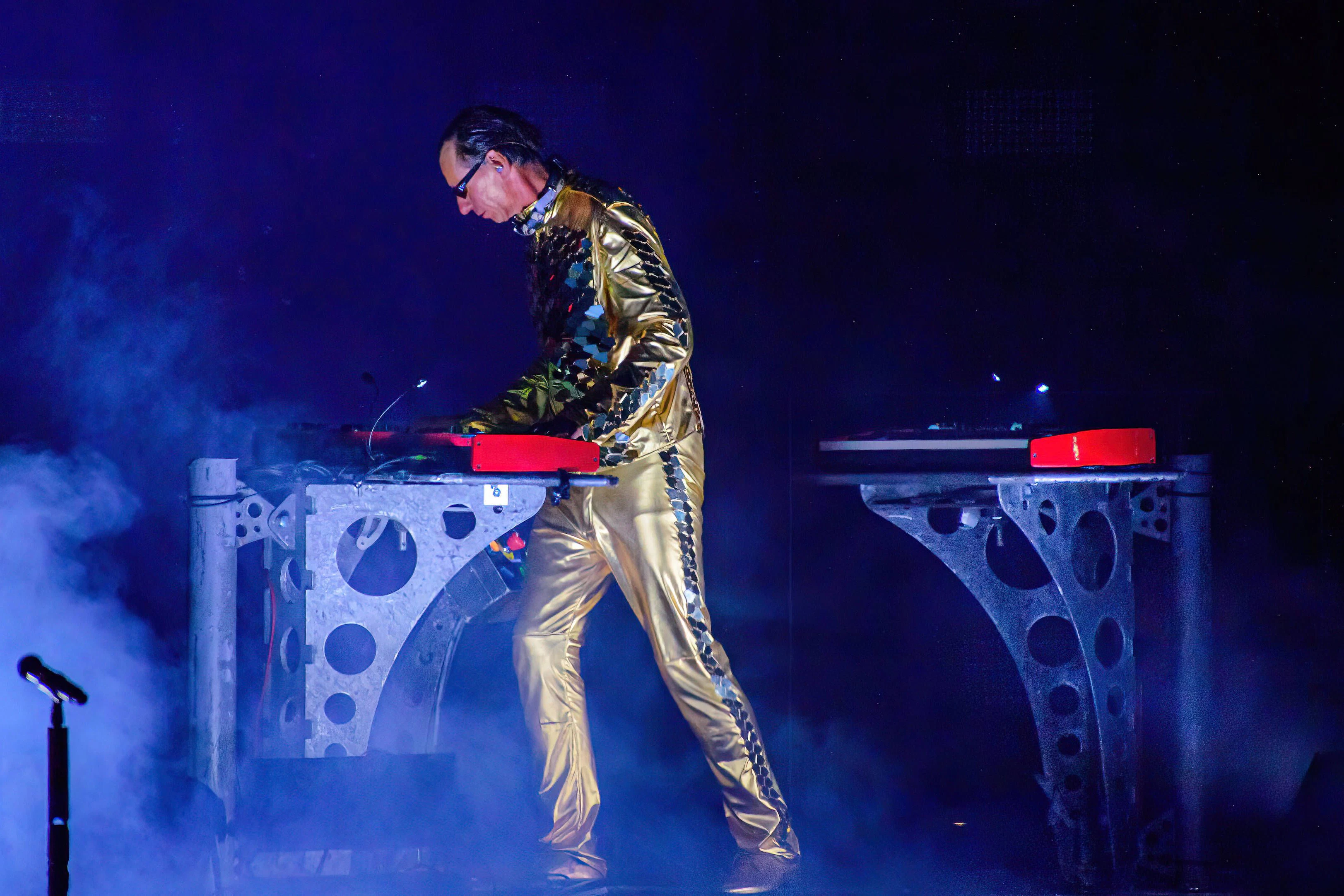Sammelt Oldtimer und wohnt immer noch in Berlin-Prenzlauer Berg: Keyboarder Flake.