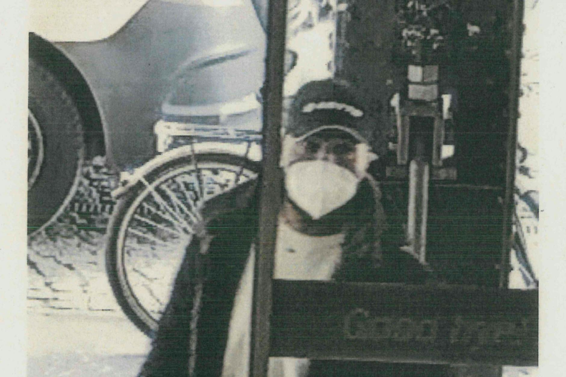 Die Polizei fragt: Wer kennt diesen Mann?