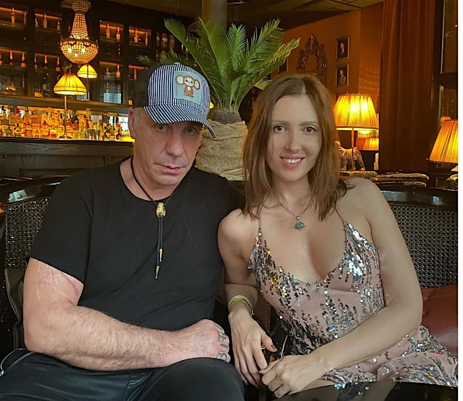 Hat sie wirklich Hausverbot? Till Lindemann und Alena Makeeva 2021 in Moskau.