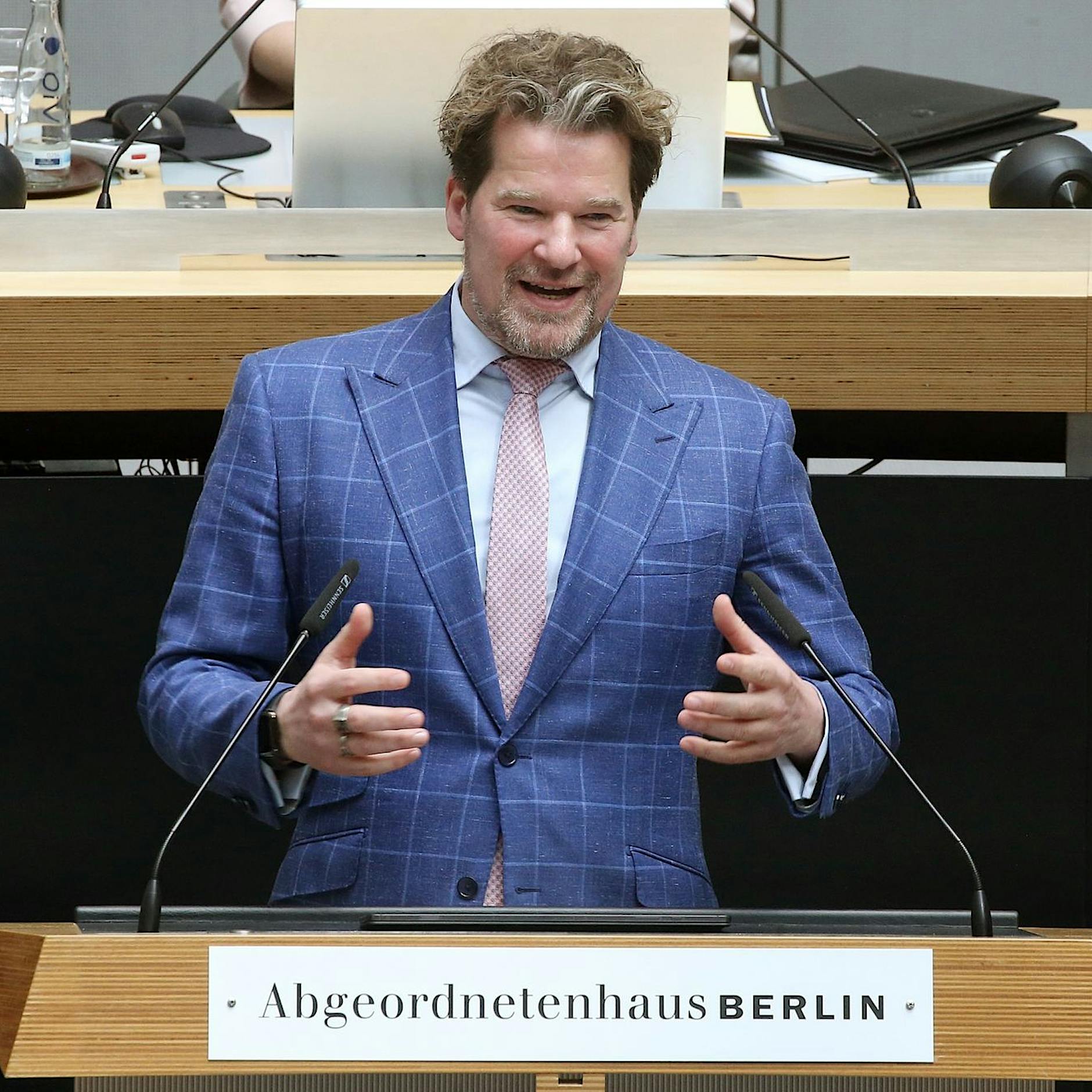 Stettner: Wir brauchen weitere Großstandorte für Flüchtlinge