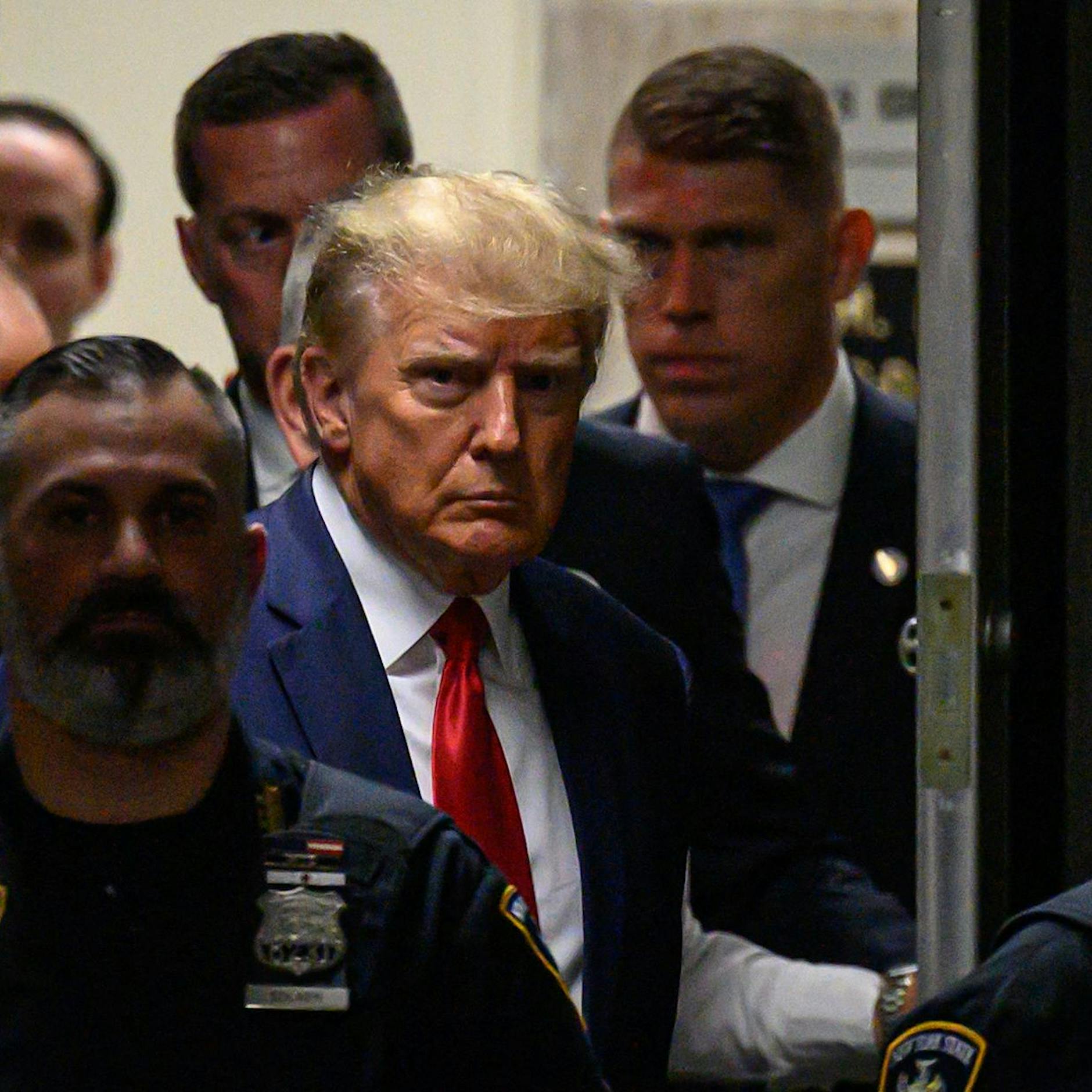 Anklage gegen Trump: Muss er jetzt in den Knast?