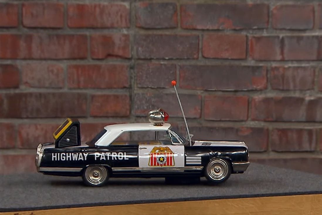 Altes Blechspielzeug bei „Bares für Rares“ – heute ein echtes Schmuckstück.