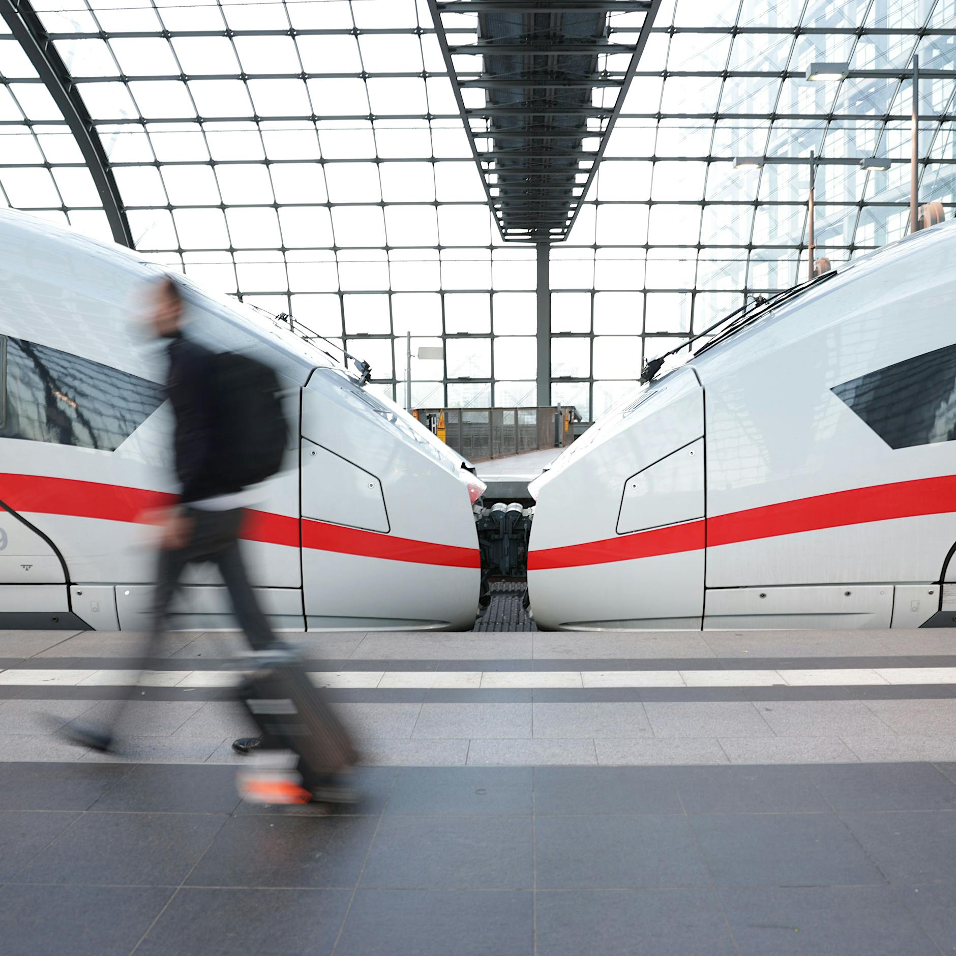 Zugbindung und Fahrradticket: Diese neuen Funktionen bekommt die DB-App