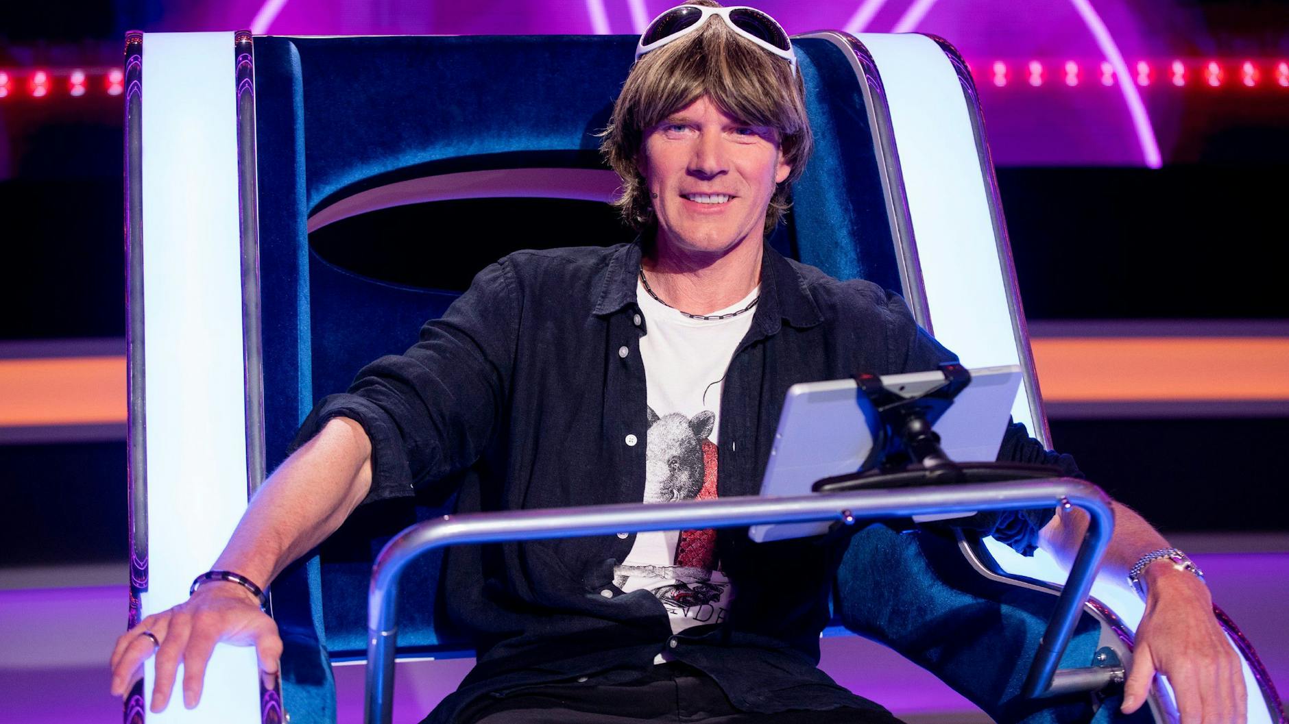 Auch Mickie Krause muss sich bei The Wheel festhalten.