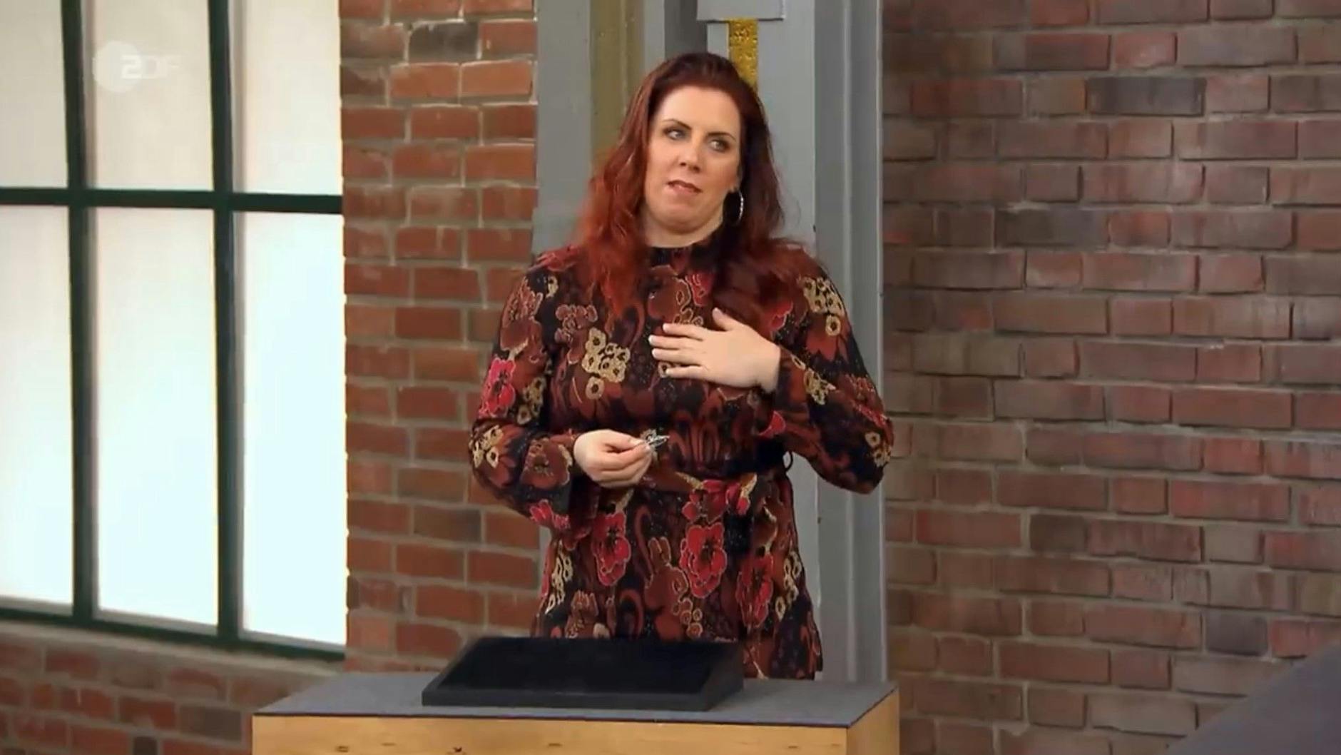 Funkelstück bei „Bares für Rares“: Irres Geständnis und heller Aufruhr