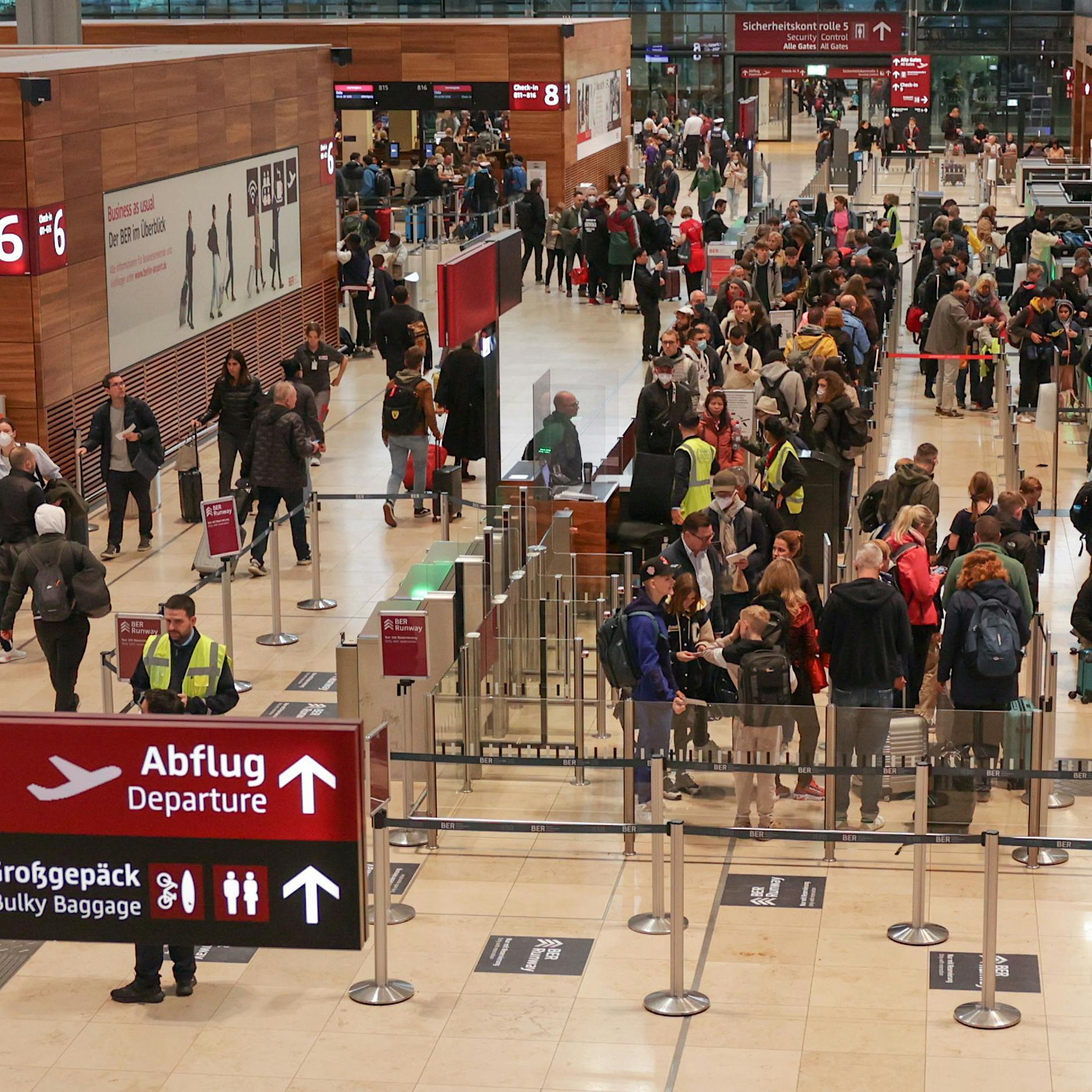 Special Olympics und Nato-Übung: Aktuelle Einschränkungen am BER