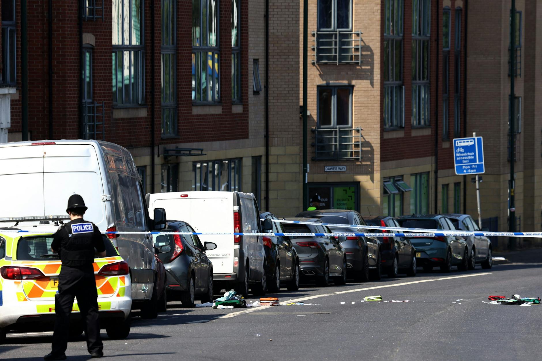 Polizei an einem der Tatorte in Nottingham.