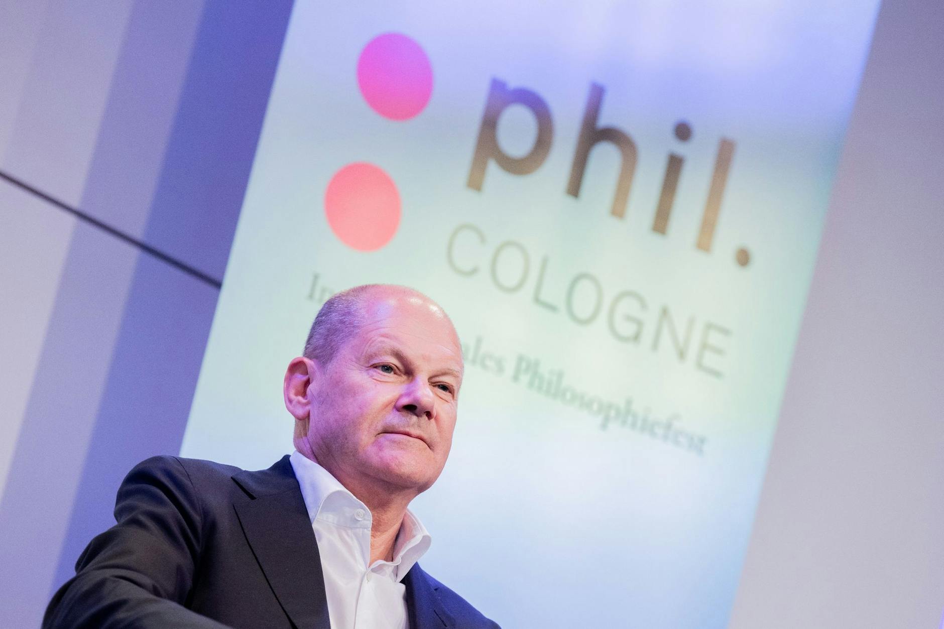 Bundeskanzler Olaf Scholz beim Philosophiefestival Phil.Cologne in Köln