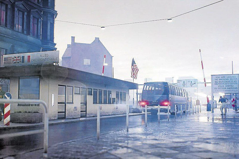 Zeitreise in die Ost-Berliner Vergangenheit mit der Virtual-Reality-Brille.