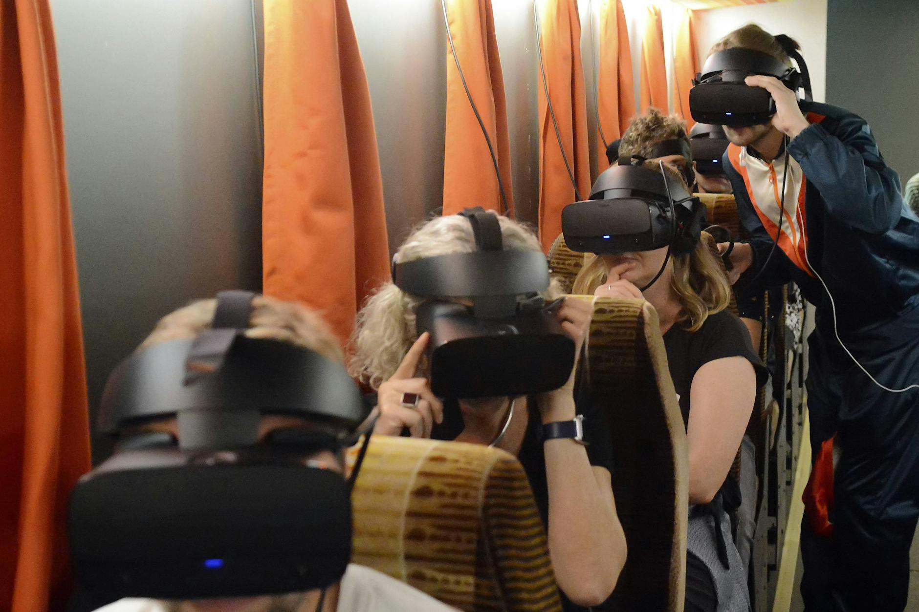 Eine Zeitreise ins geteilte Berlin mit der virtuellen Brille.