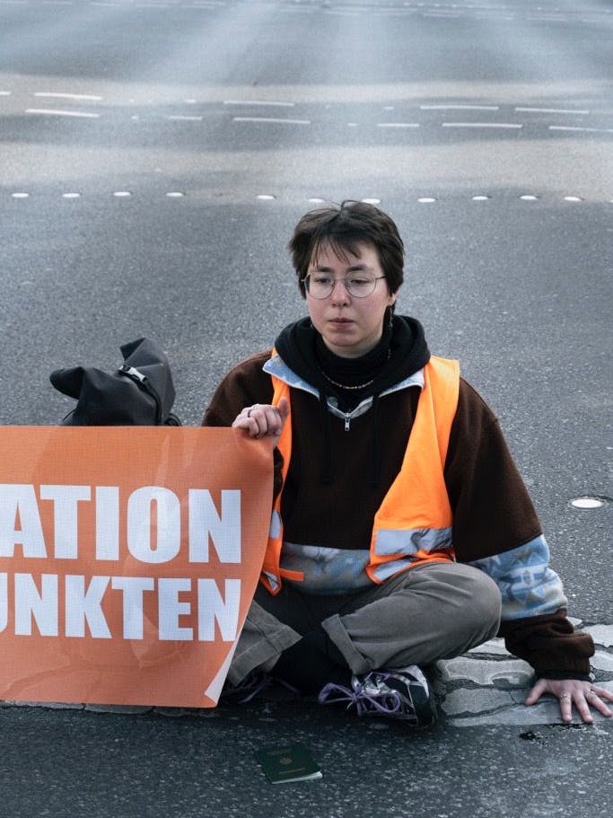 Für Lina E. ist Störung der einzige Weg, um auf die Klimakrise aufmerksam zu machen. 