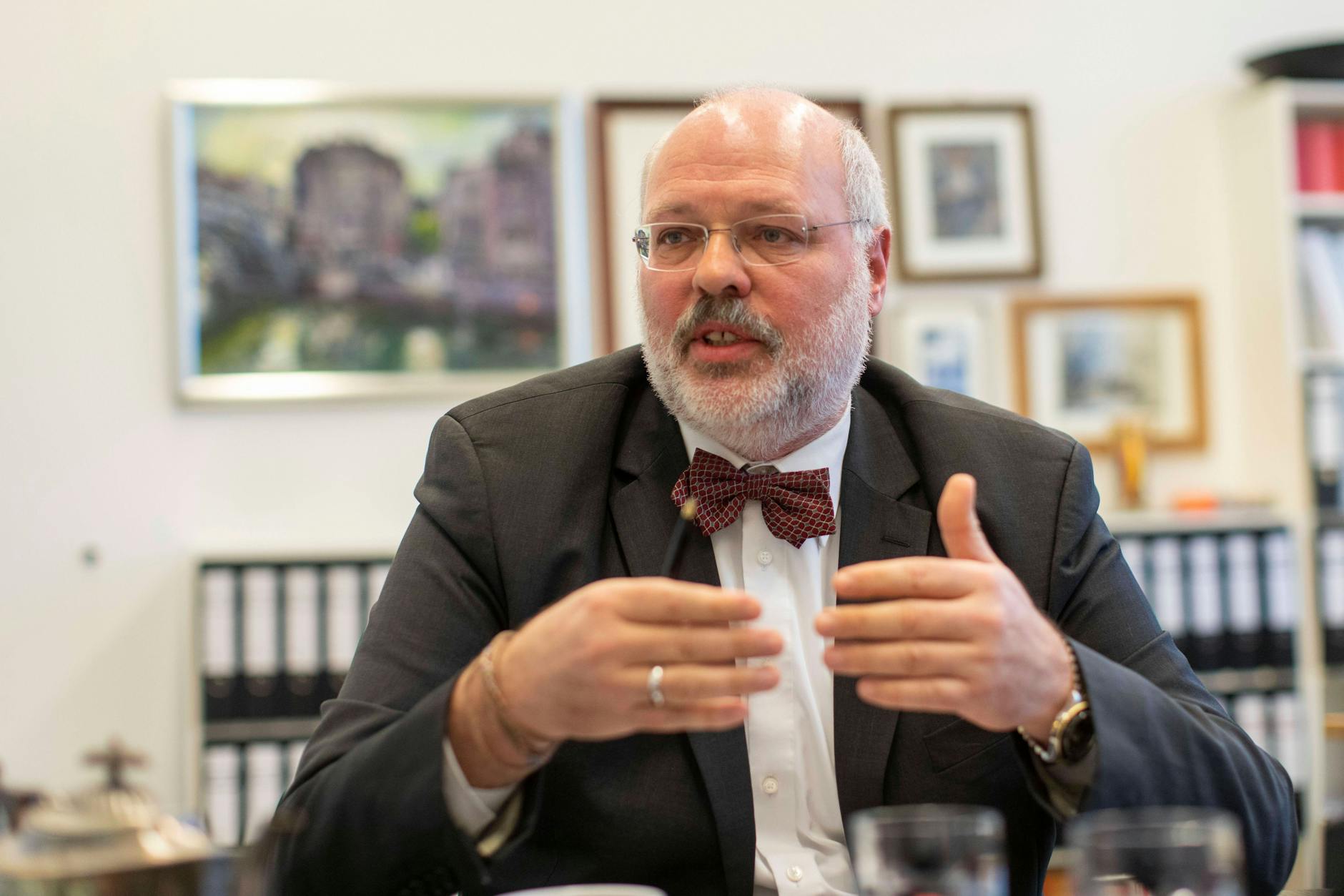 Engelhard Mazanke, Leiter des Berliner Landesamts für Einwanderung, fordert mehr Personal und mehr finanzielle Mittel