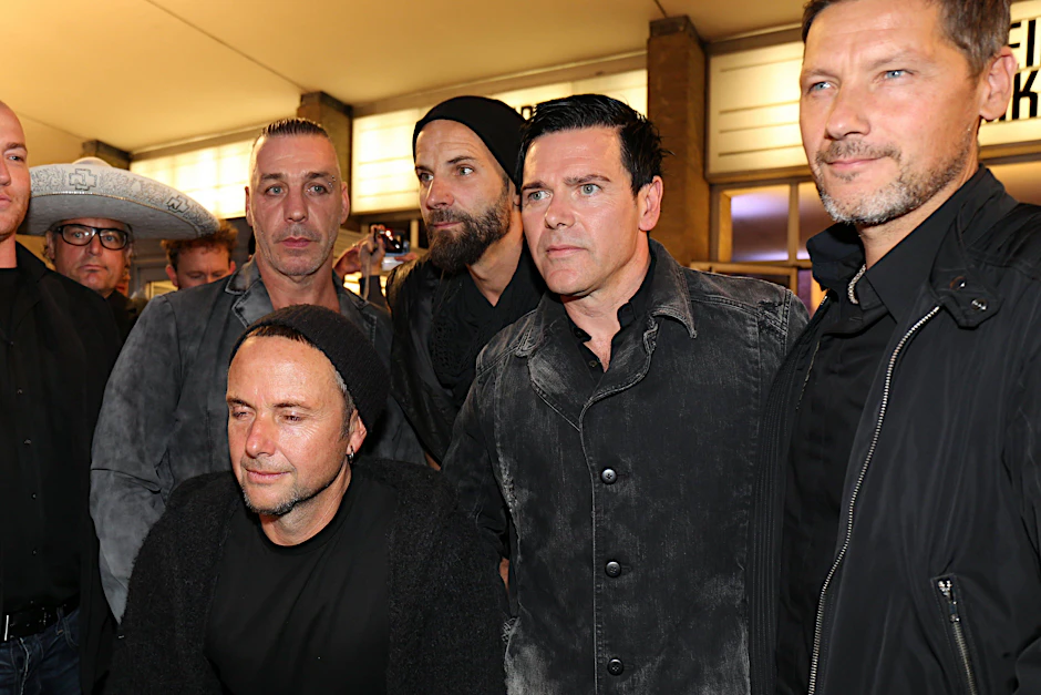Christoph Schneider (r.) mit seiner Band bei einer Filmpremiere 2015 in Berlin