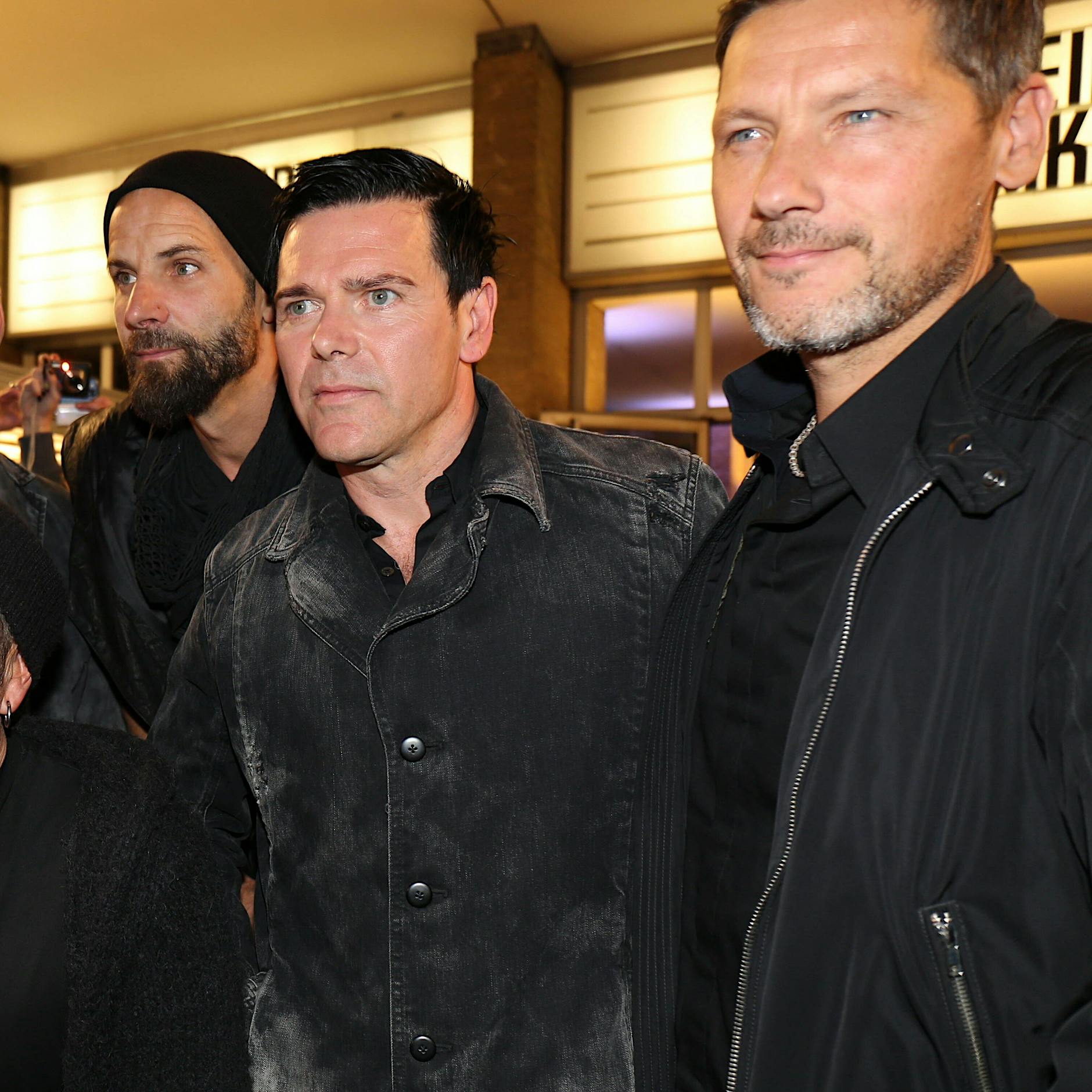 Rammstein-Drummer bricht als Erster das Schweigen: „Till hat sich seine eigene Blase geschaffen“