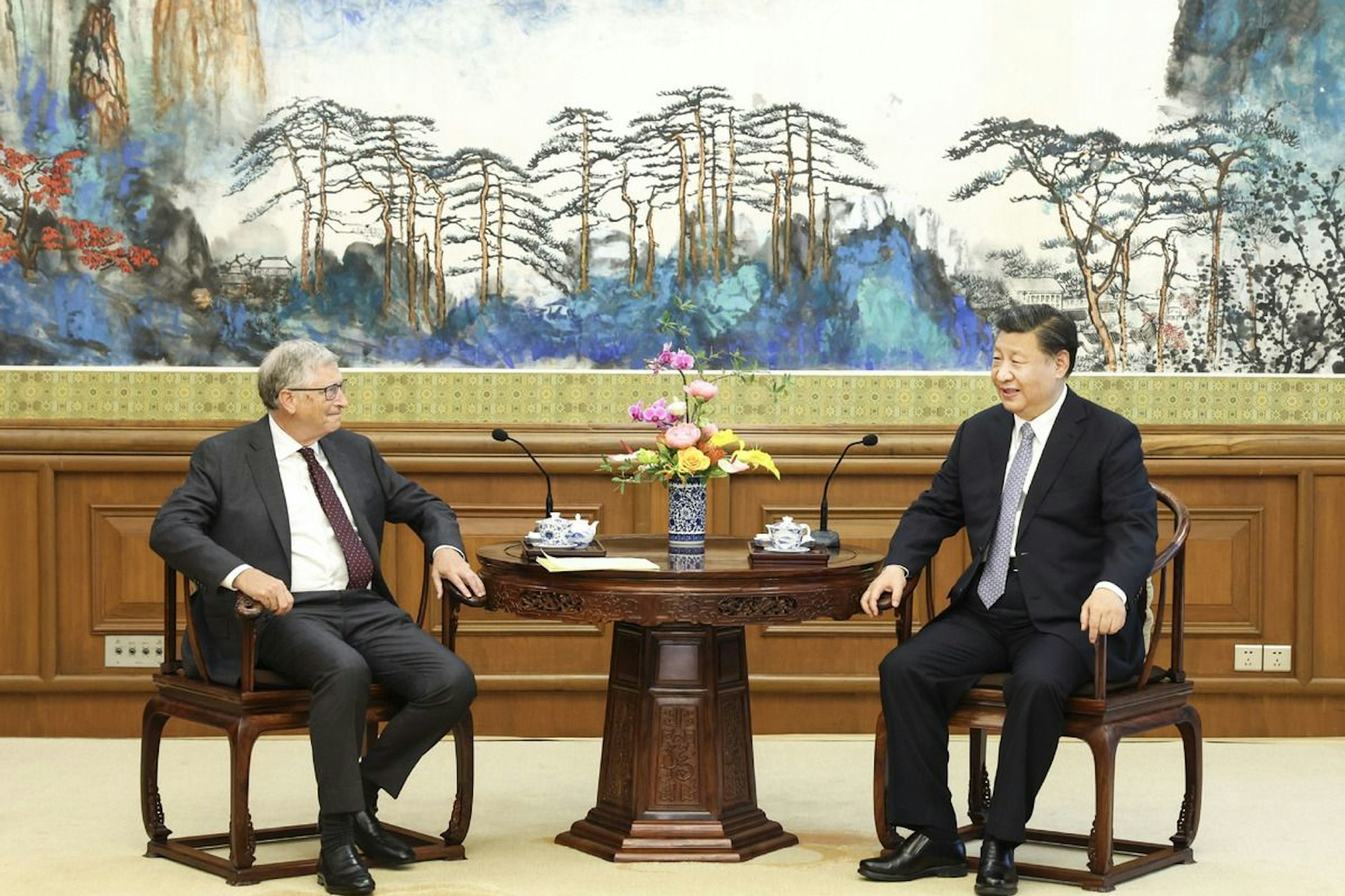 Bill Gates trifft Xi Jinping in Peking.