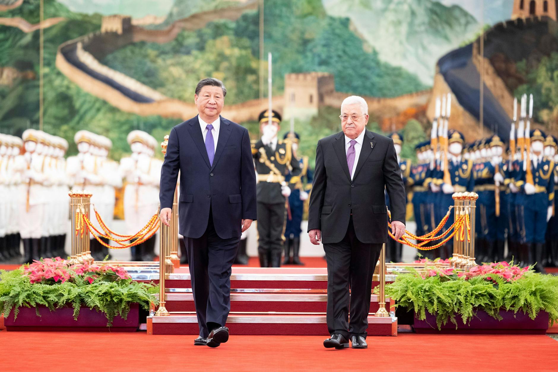 Chinas Staatspräsident Xi Jinping empfängt Palästinenserpräsident Mahmoud Abbas in Peking. 