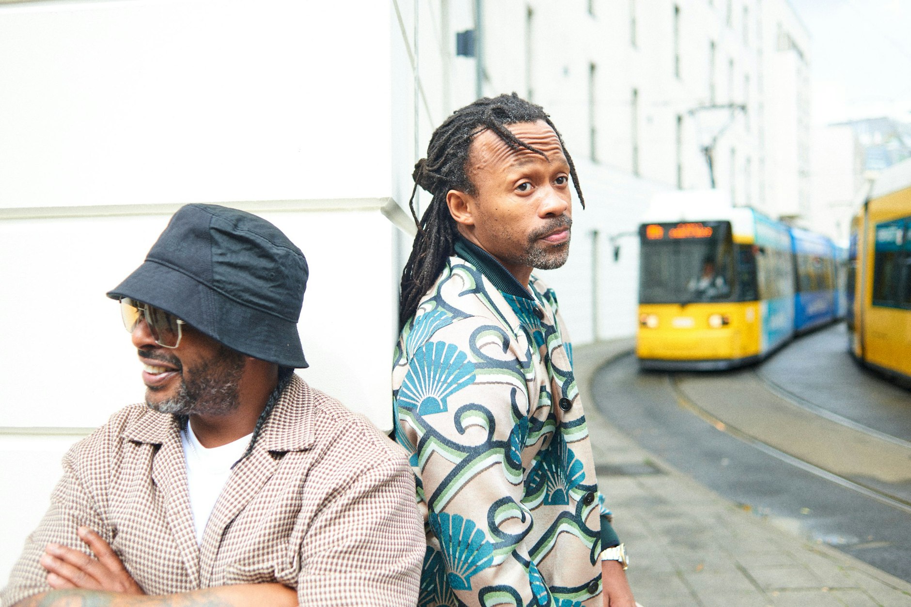 Yosef Wolde-Mariam und Tshawe Baqwa bilden seit über 30 Jahren das Duo Madcon.