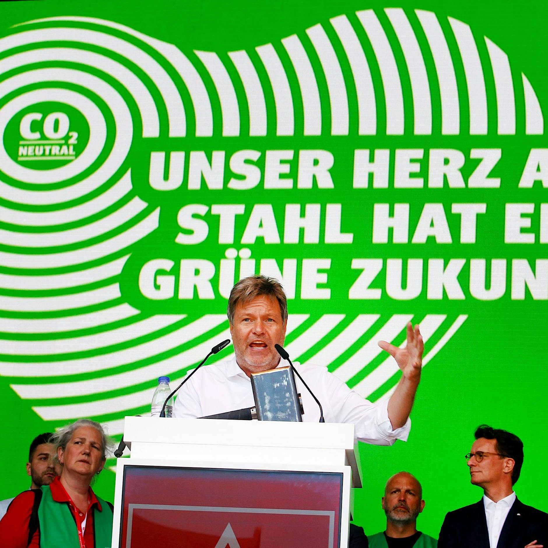 Habeck: Keine „leeren Versprechen“ zum Heizen mit Wasserstoff machen