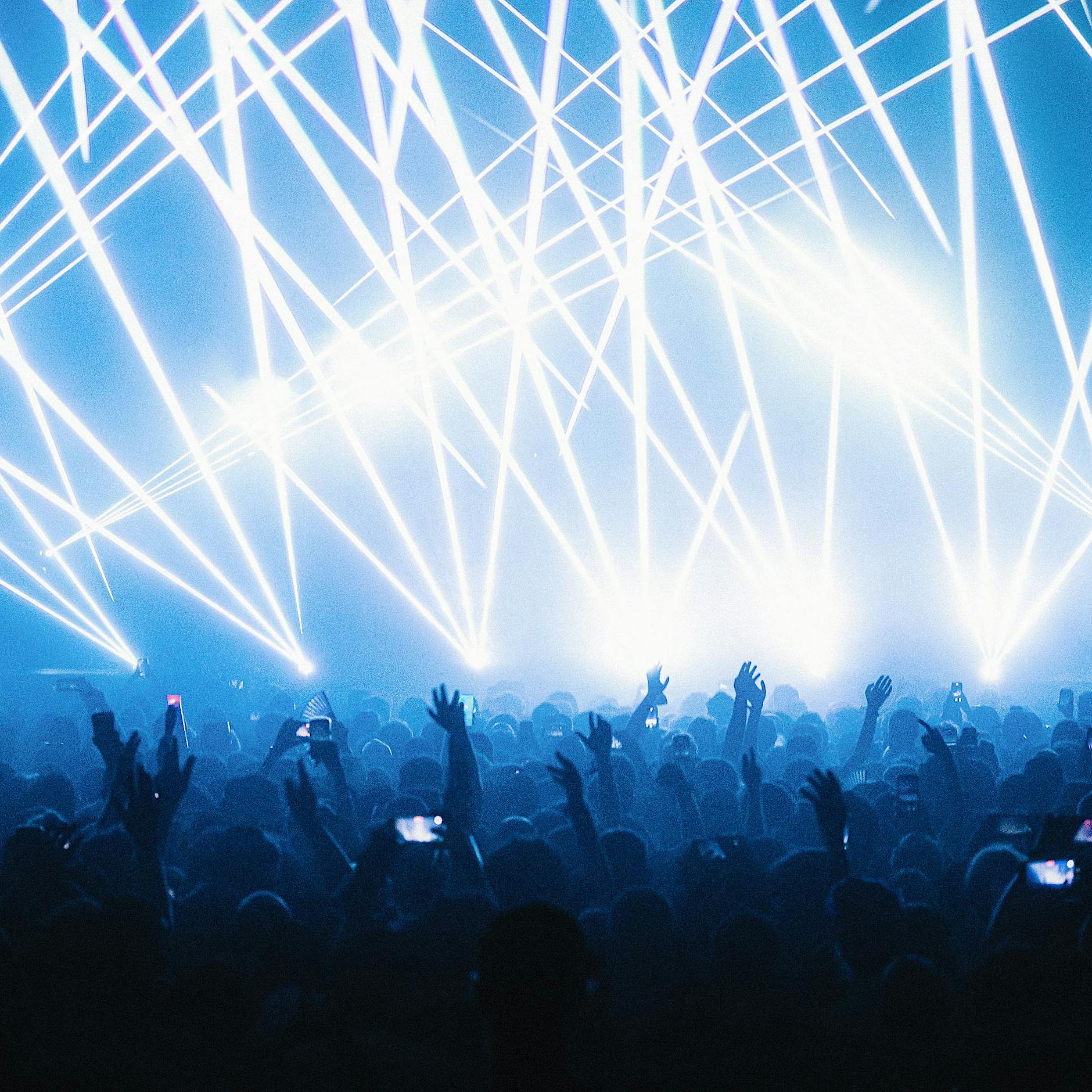 Honey, Peggy, Marcel, Barcelona: 30 Jahre Sónar-Festival mit vielen Berliner Electro-Acts