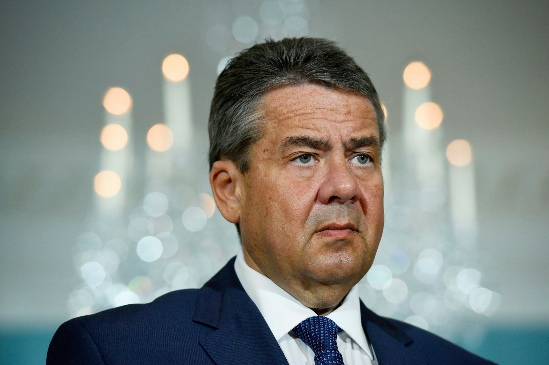 Sigmar Gabriel ist eigentlich Lehrer. Nach dem Ausscheiden aus der Politik entschied er sich, Lobbyist zu werden.&nbsp;