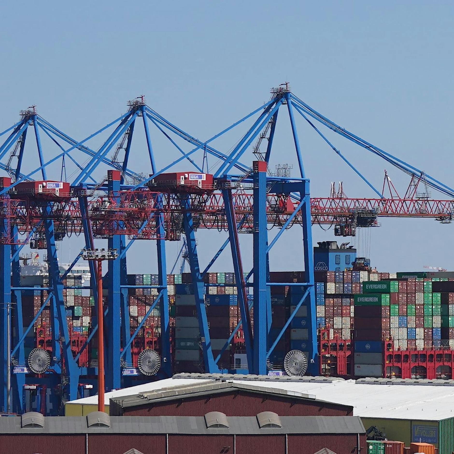 Cosco-Deal im Hamburger Hafen besiegelt