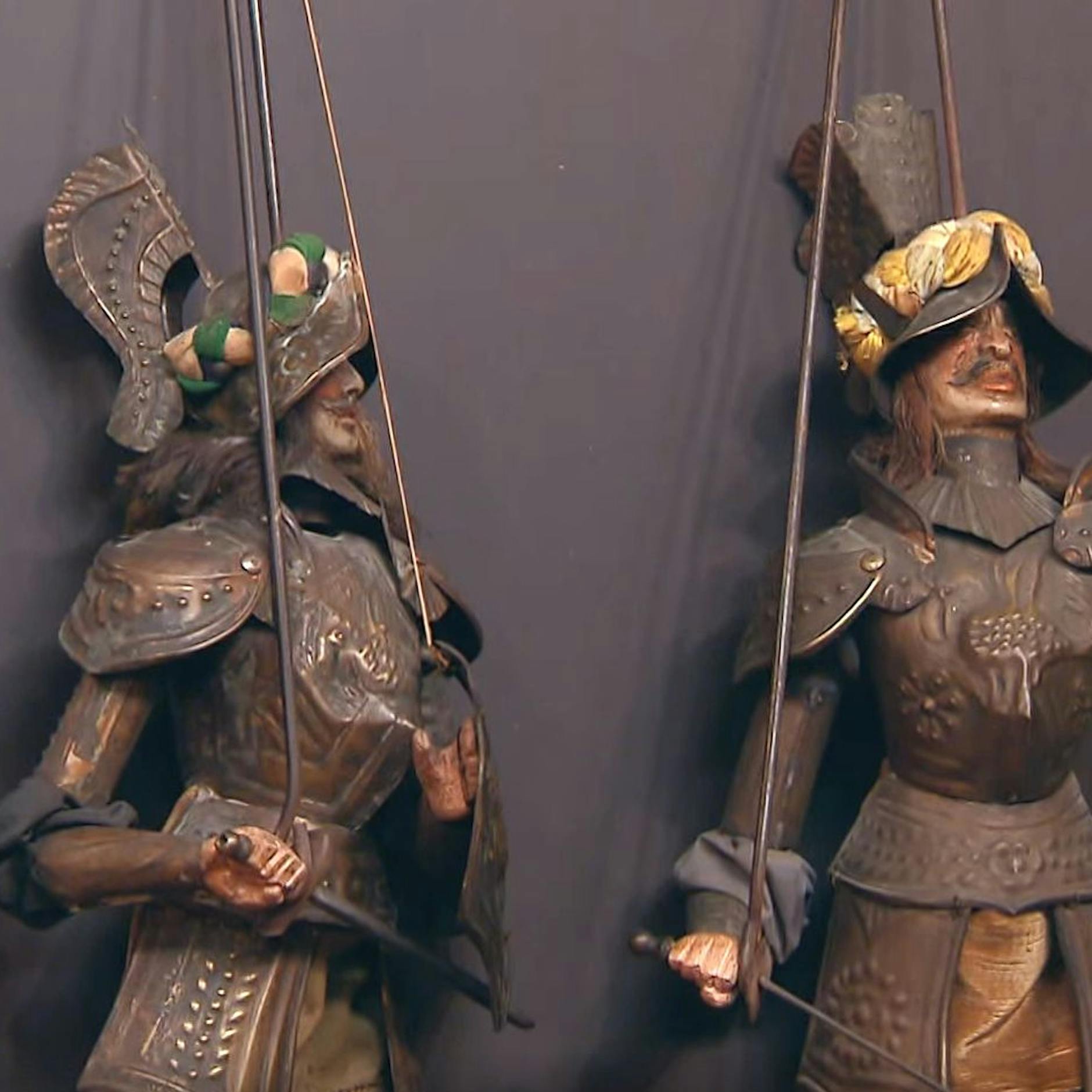 Verbissener Kampf der „Bares für Rares“-Händler um kämpfende Ritter-Figuren