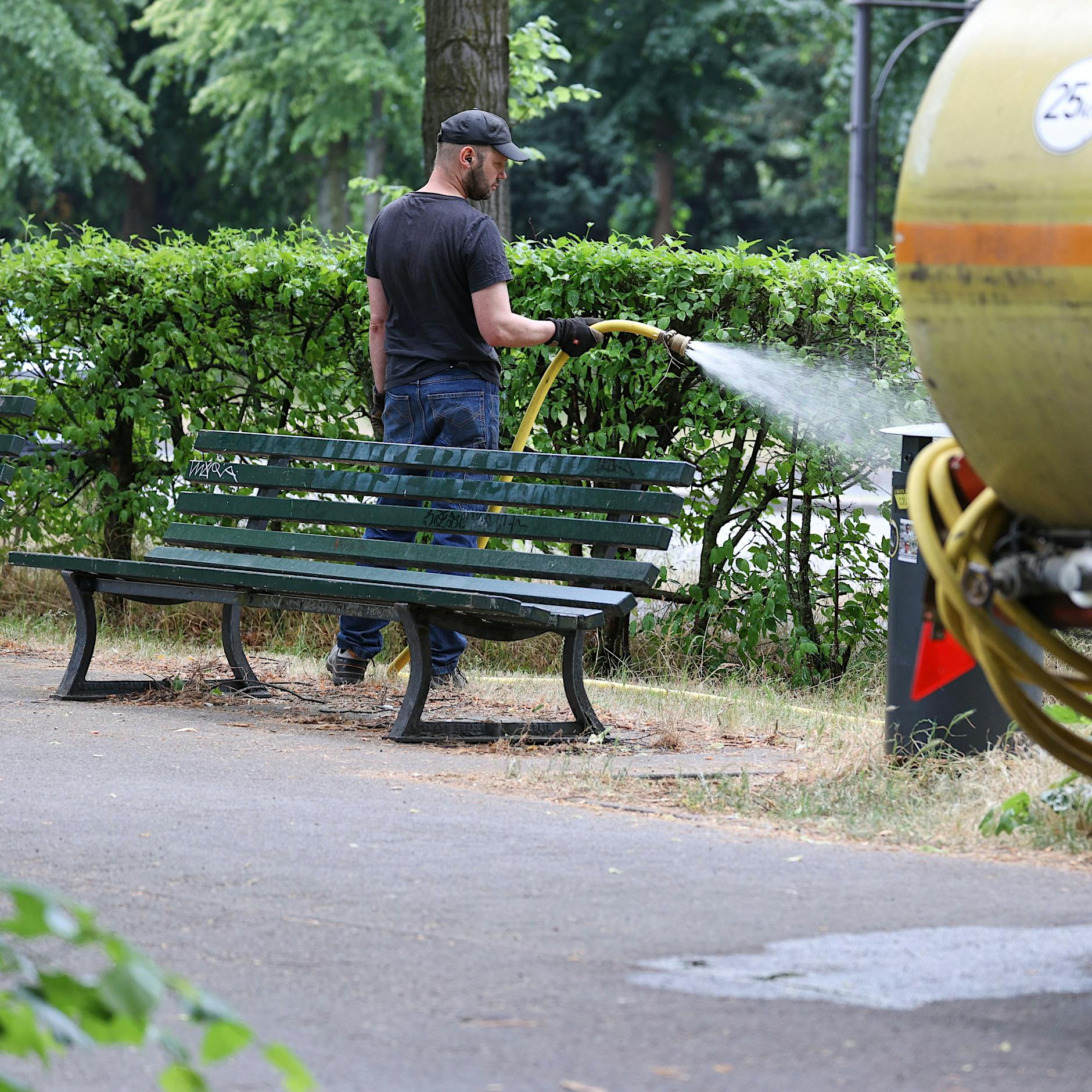 Berlins neue Klimapolitik: Morgens und abends darf man noch duschen