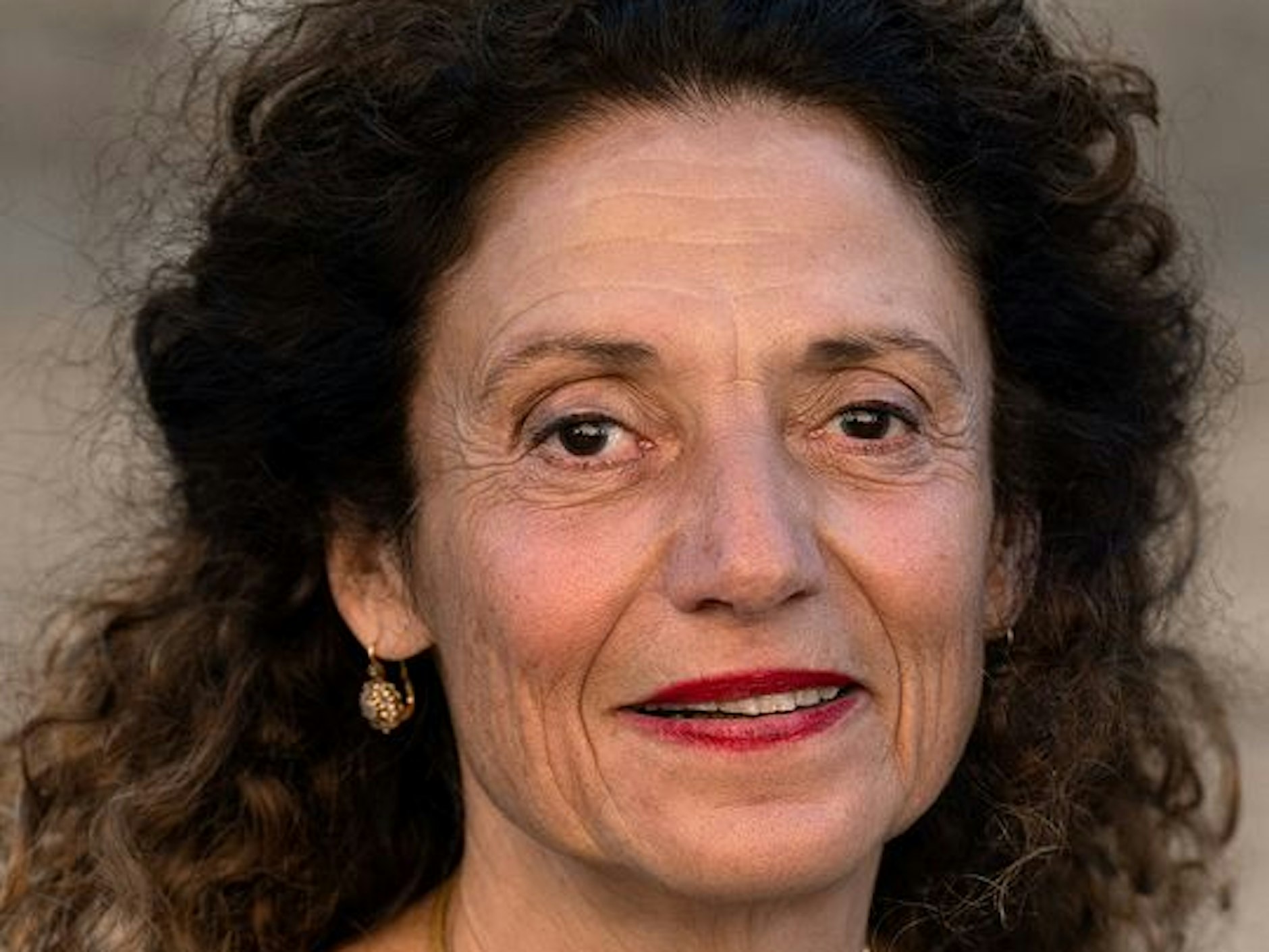 Adriana Altaras: Schauspielerin, Regisseurin und großartige Geschichtenerzählerin