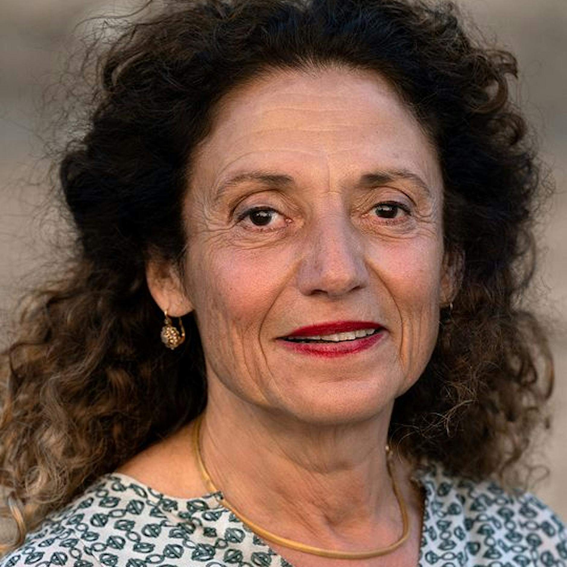 Voll Liebe und Trauer: So ist das neue Buch von Adriana Altaras