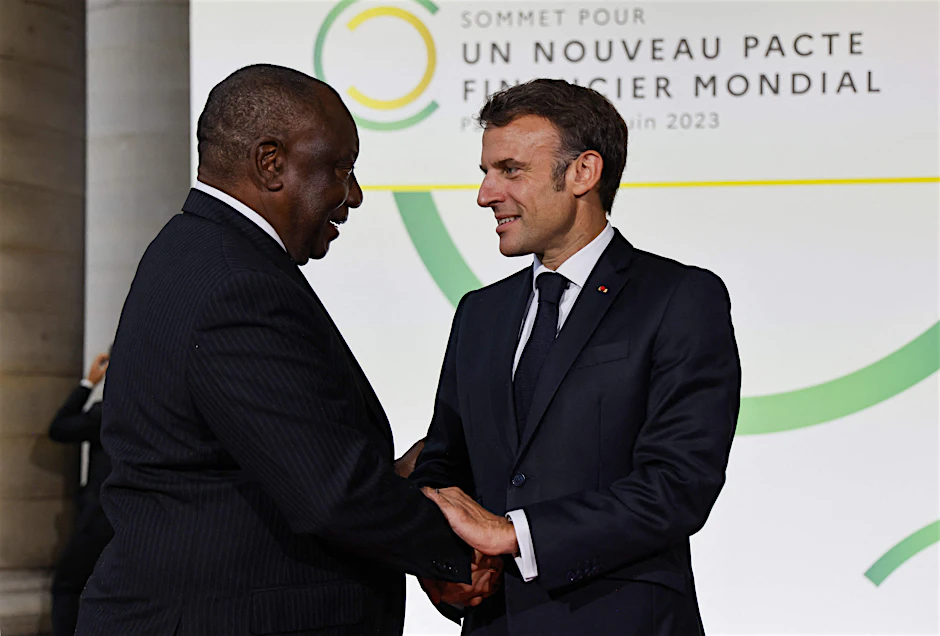 Emmanuel Macron und der südafrikanische Präsident Cyril Ramaphosa. Wird der französische Präsident  zum Brics-Gipfel eingeladen?